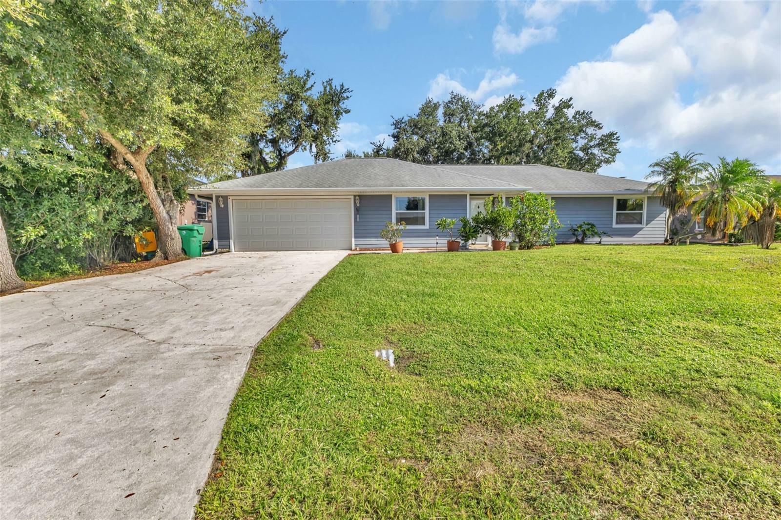 Property Photo:  21262 Coachman Avenue  FL 33952 