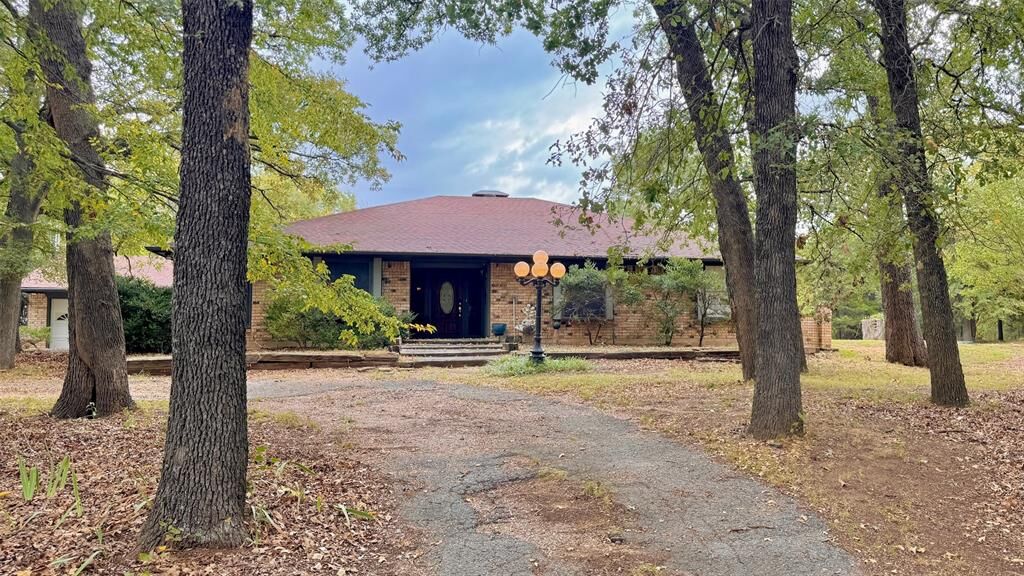 Property Photo:  3717 S Fm 1752  TX 75479 