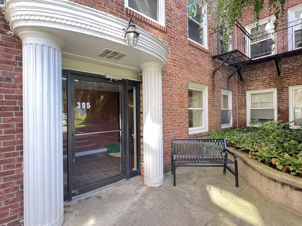 Property Photo:  395 Broadway R2c  MA 02139 