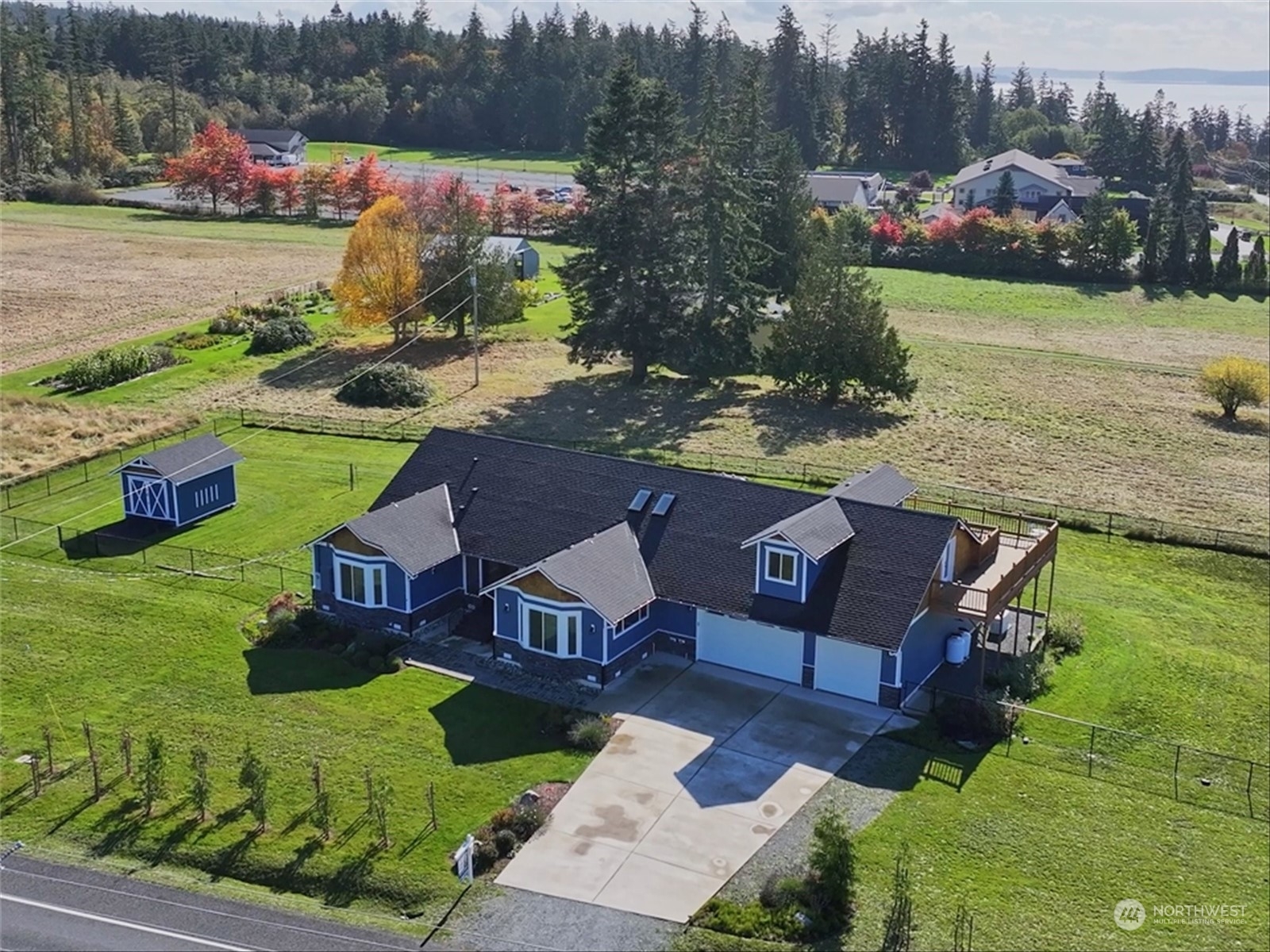 Property Photo:  783 W Camano Hill Road  WA 98282 