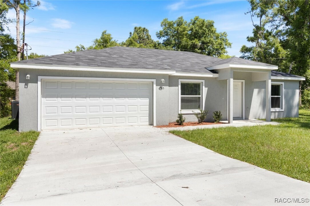 Property Photo:  2841 W Xenox Drive  FL 34433 