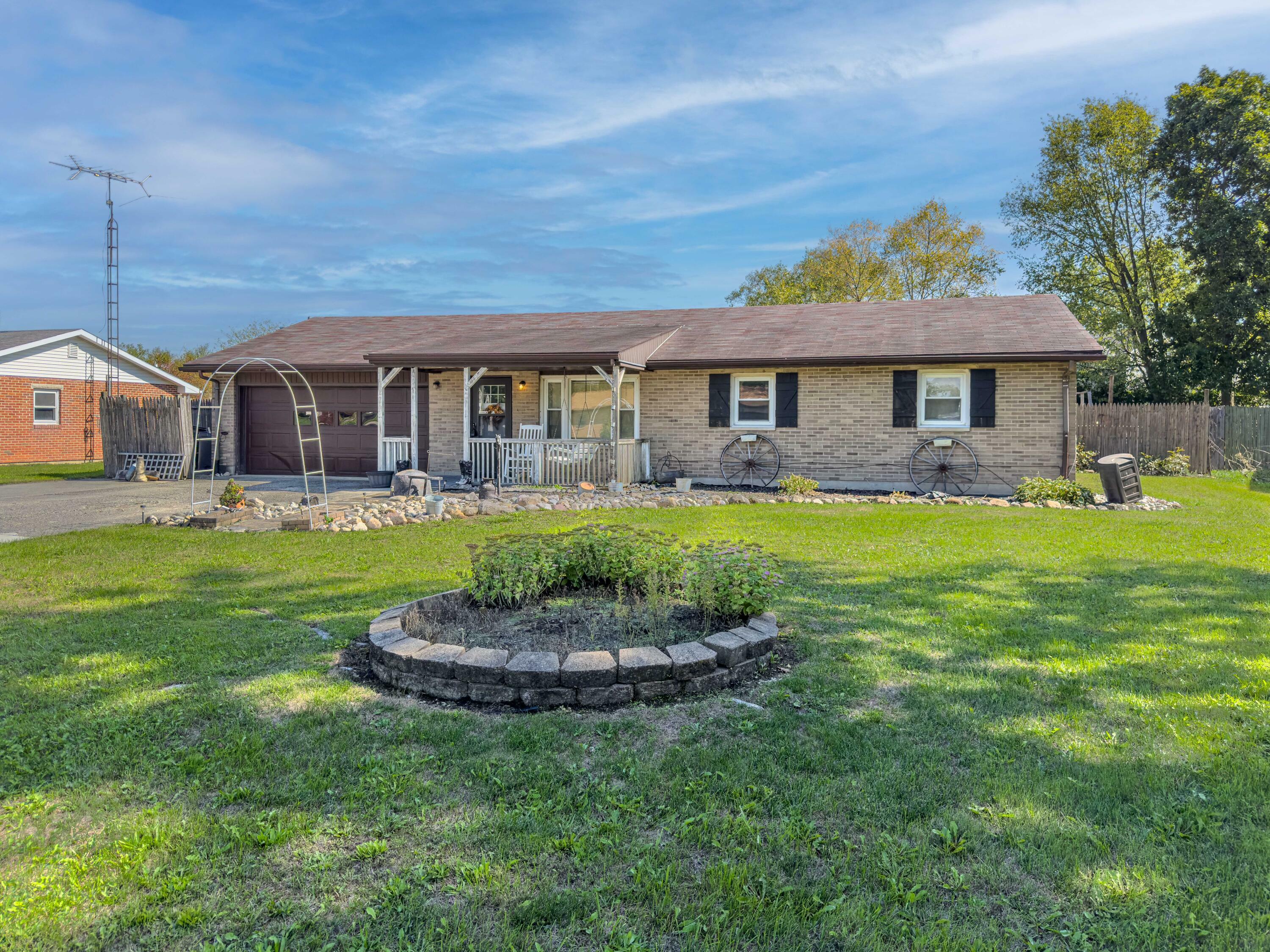 Property Photo: 279 Eastview Drive OH 43078