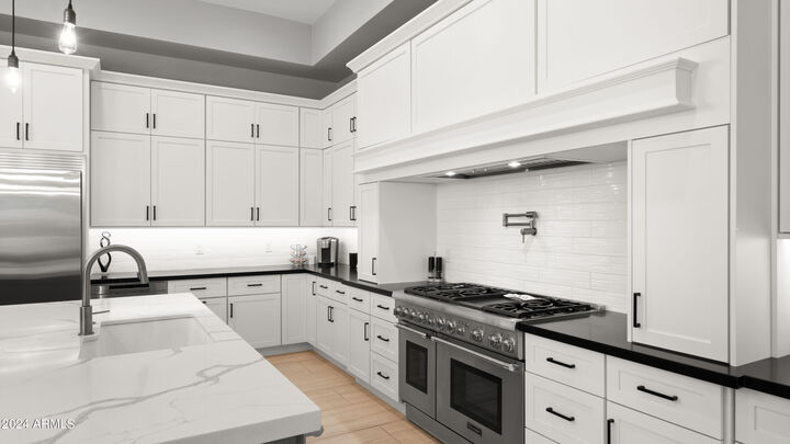 Property Photo: 7462 S McCormick Way AZ 85142