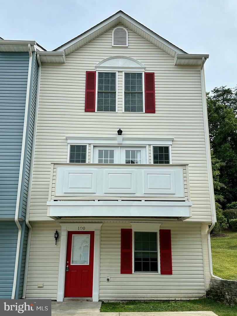 Property Photo:  100 Bell Towers Court  VA 22554 