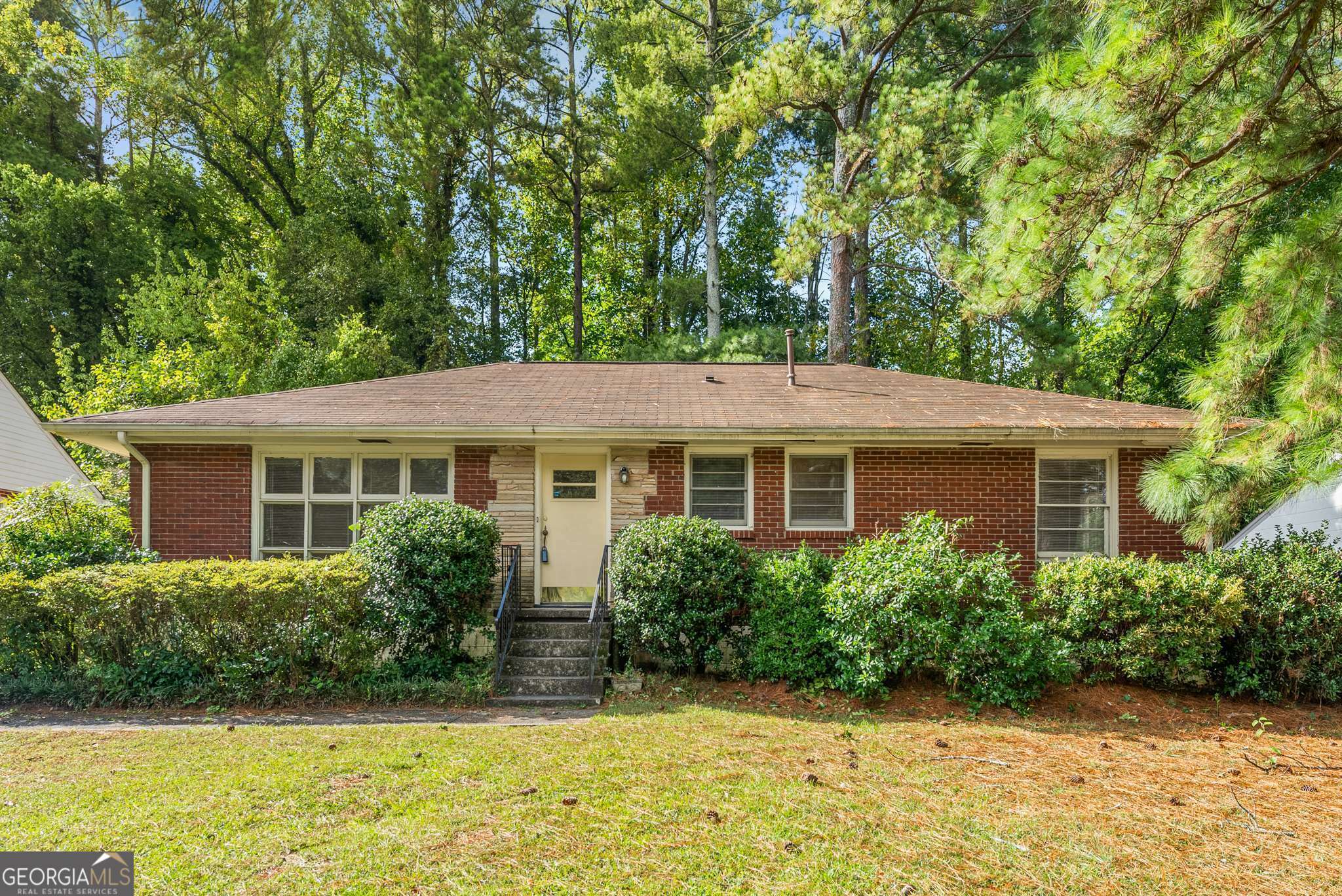 Property Photo:  1307 Mayfair Drive NE  GA 30324 