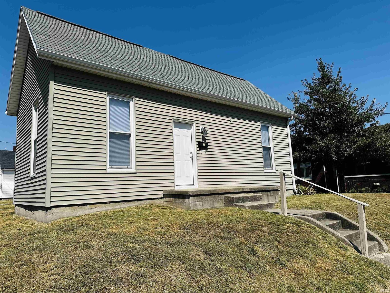 Property Photo: 1100 E Walnut Street IN 47501