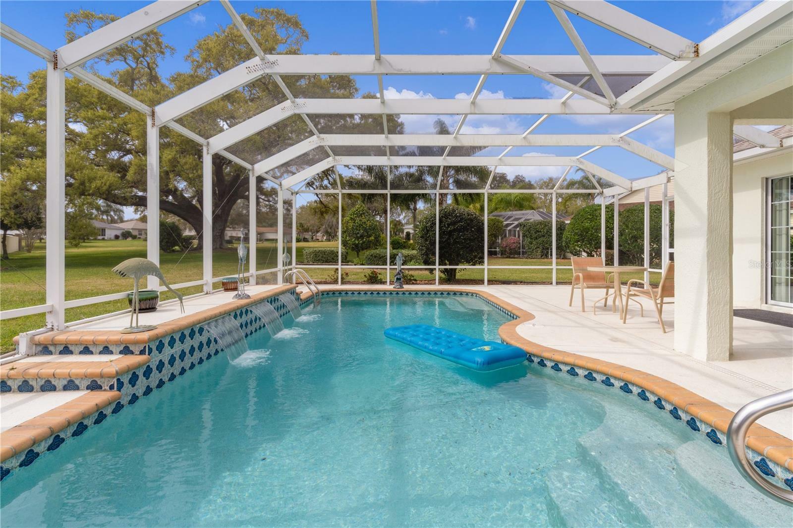 Property Photo:  17725 SE 83rd Lucas Court  FL 32162 