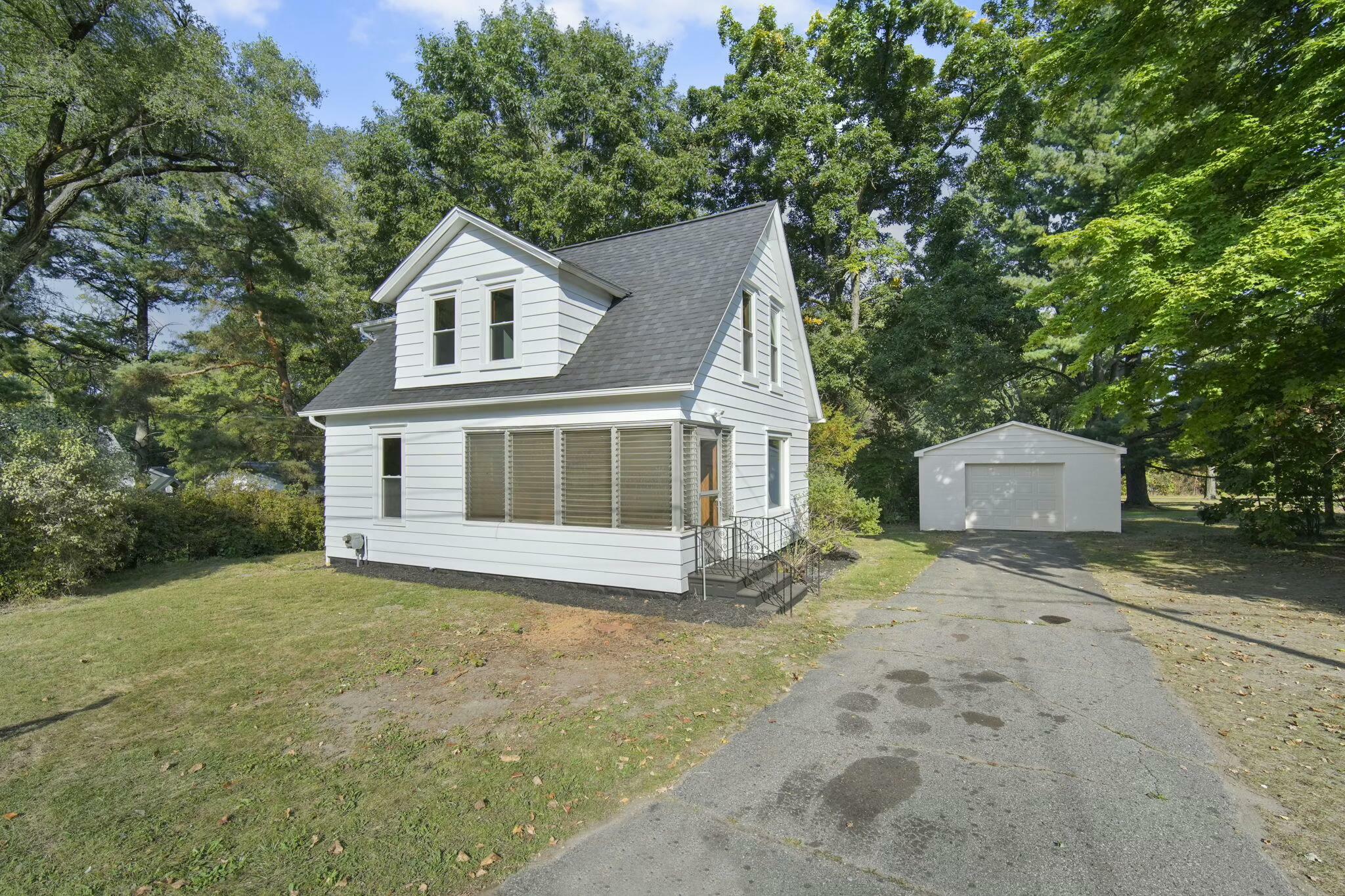 Property Photo:  717 S Dettman Road  MI 49203 