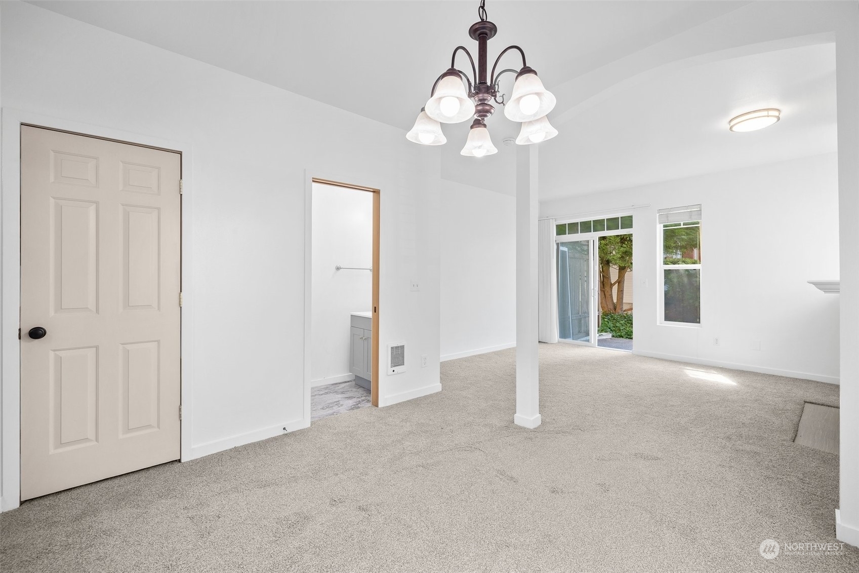 Property Photo: 14820 29th Avenue W D102 WA 98087
