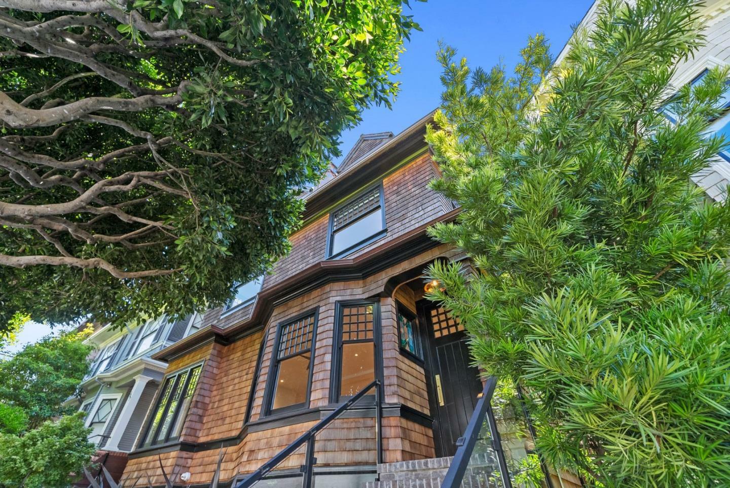 2853 Broderick Street  San Francisco CA 94123 photo