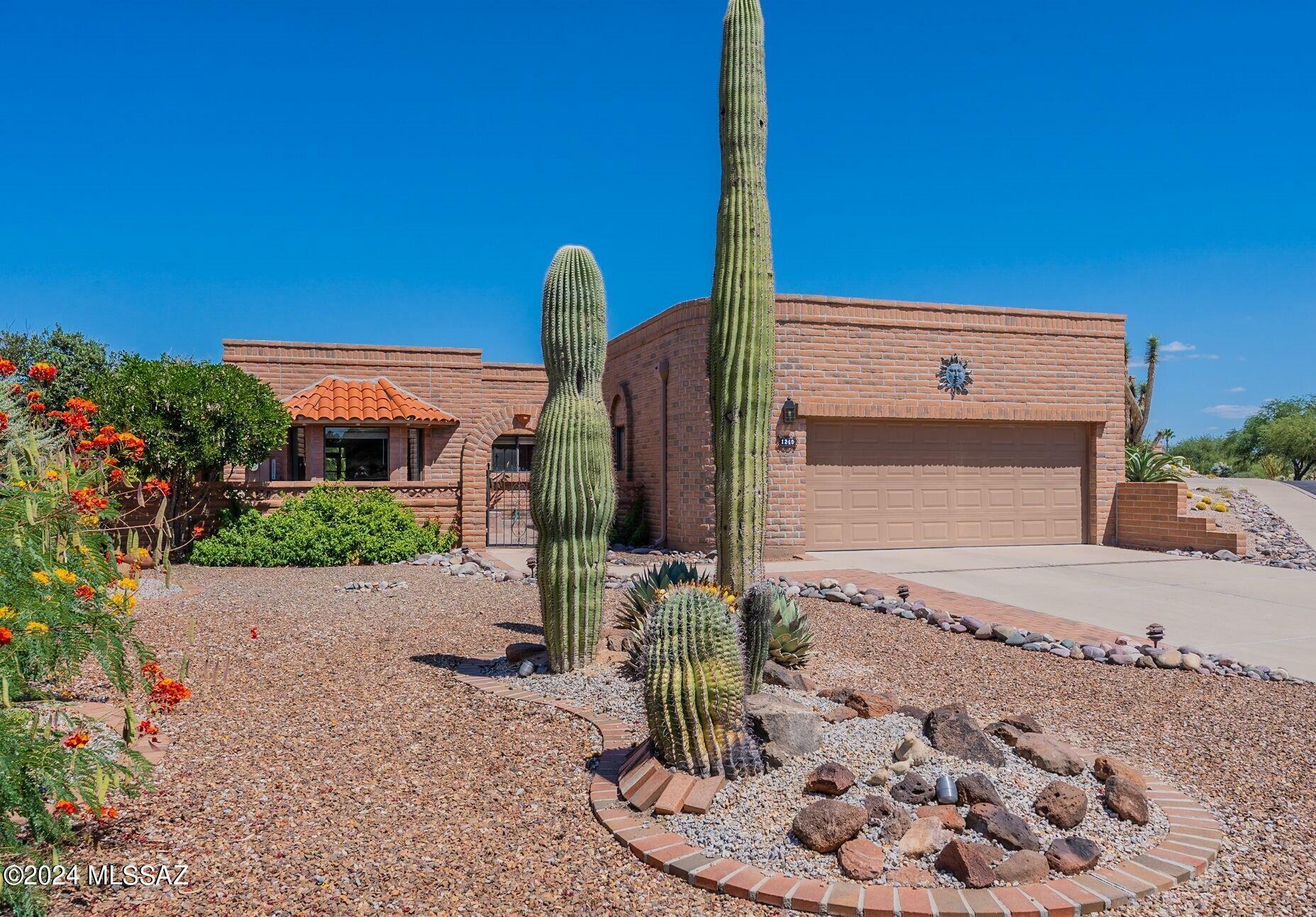 Property Photo:  1240 W Camino Urbano  AZ 85622 