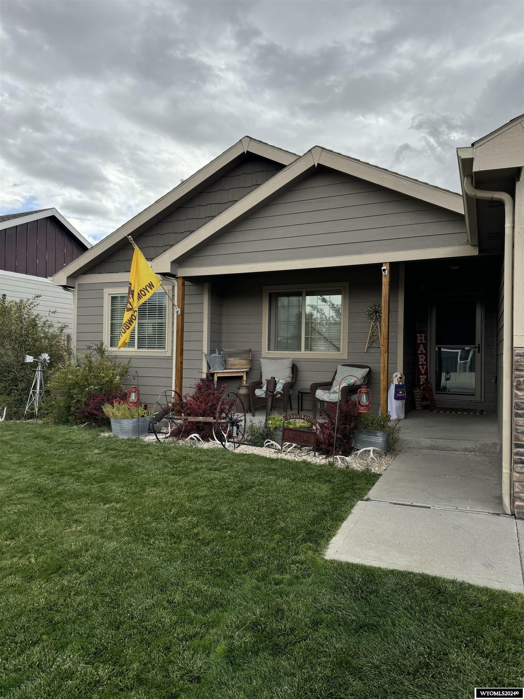 Property Photo:  2525 Waterford  WY 82609 