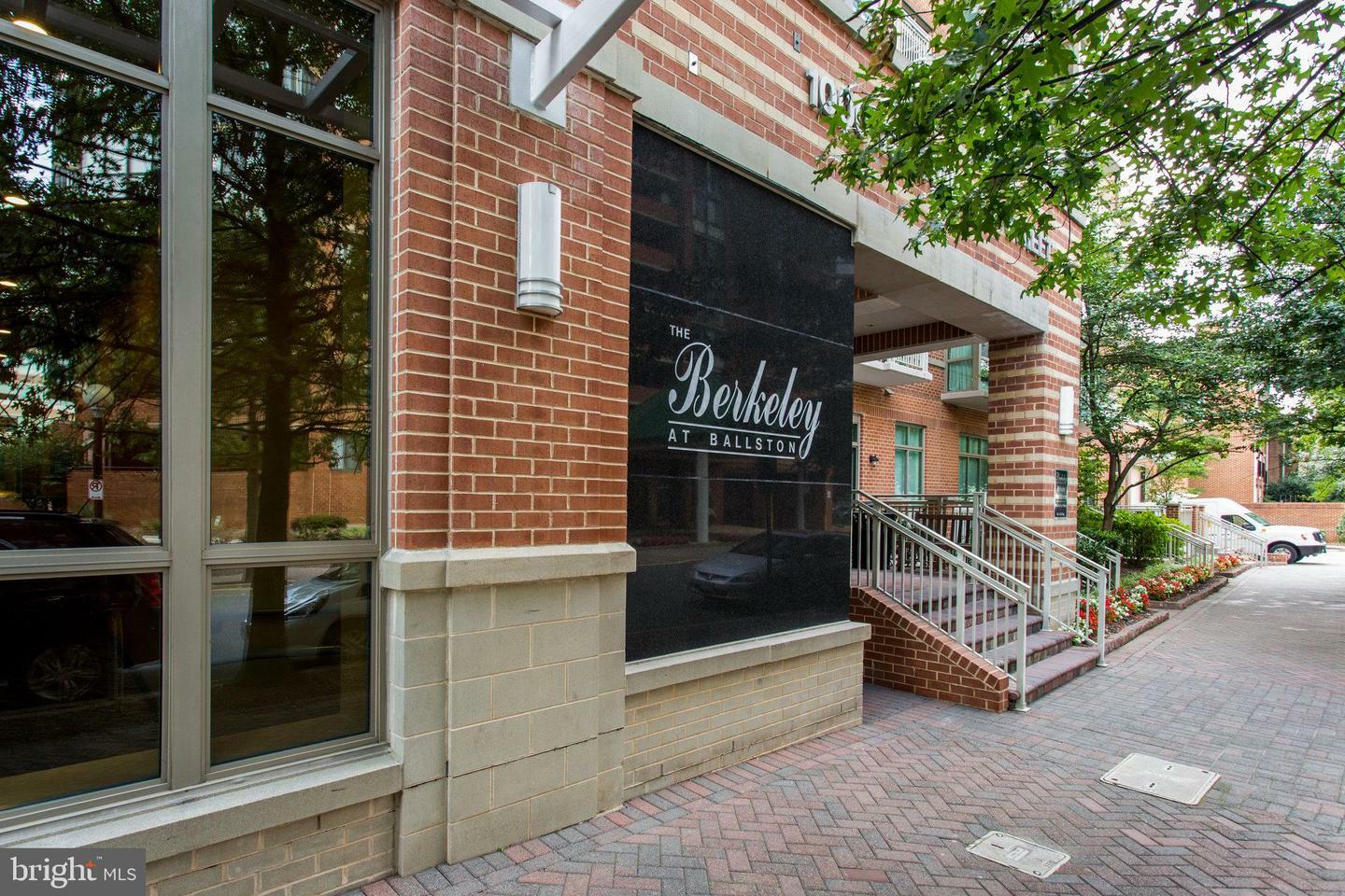 1000 N Randolph Street 507  Arlington VA 22201 photo