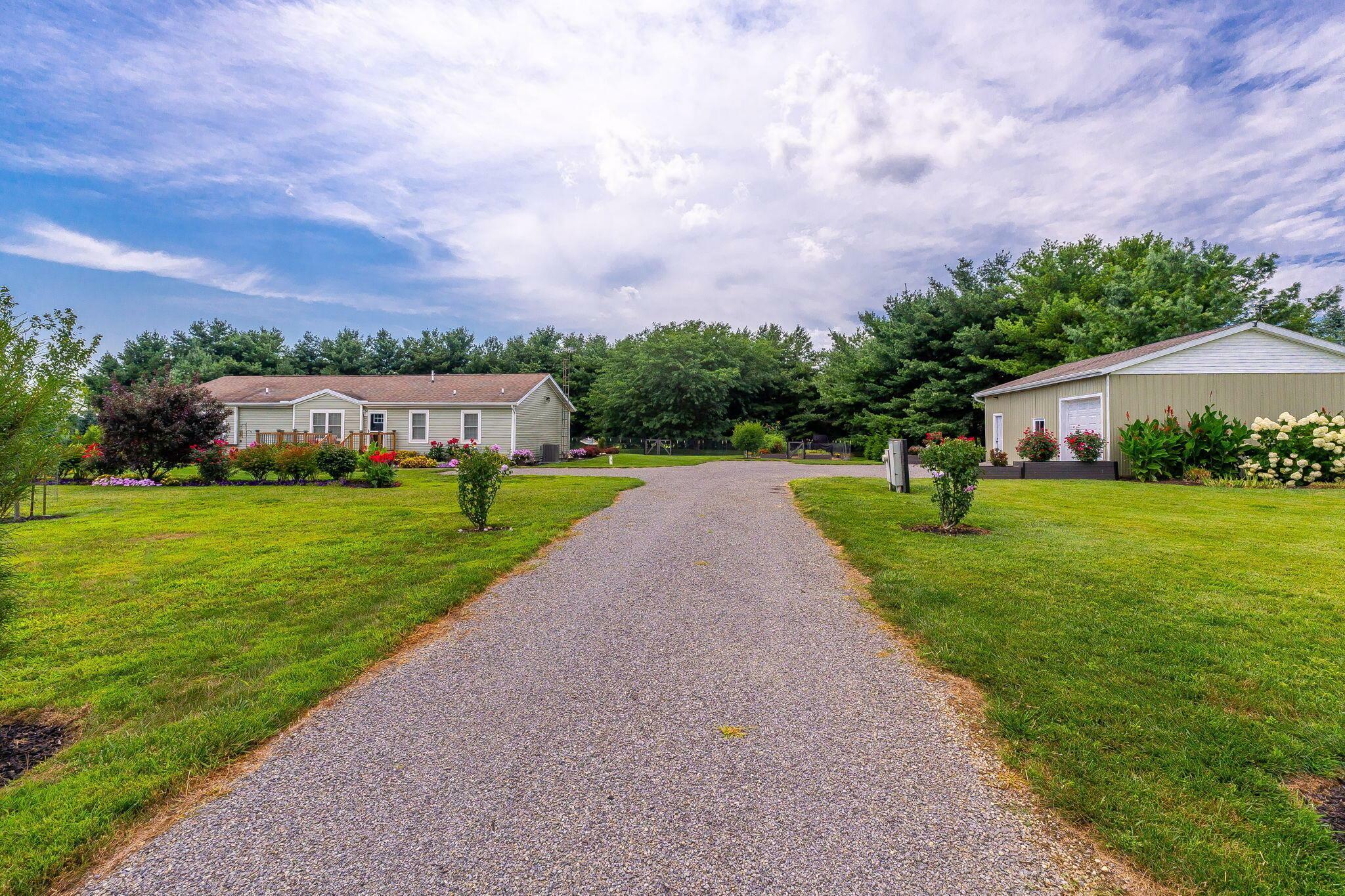 Property Photo:  1962 County Road 31 S  OH 43311 