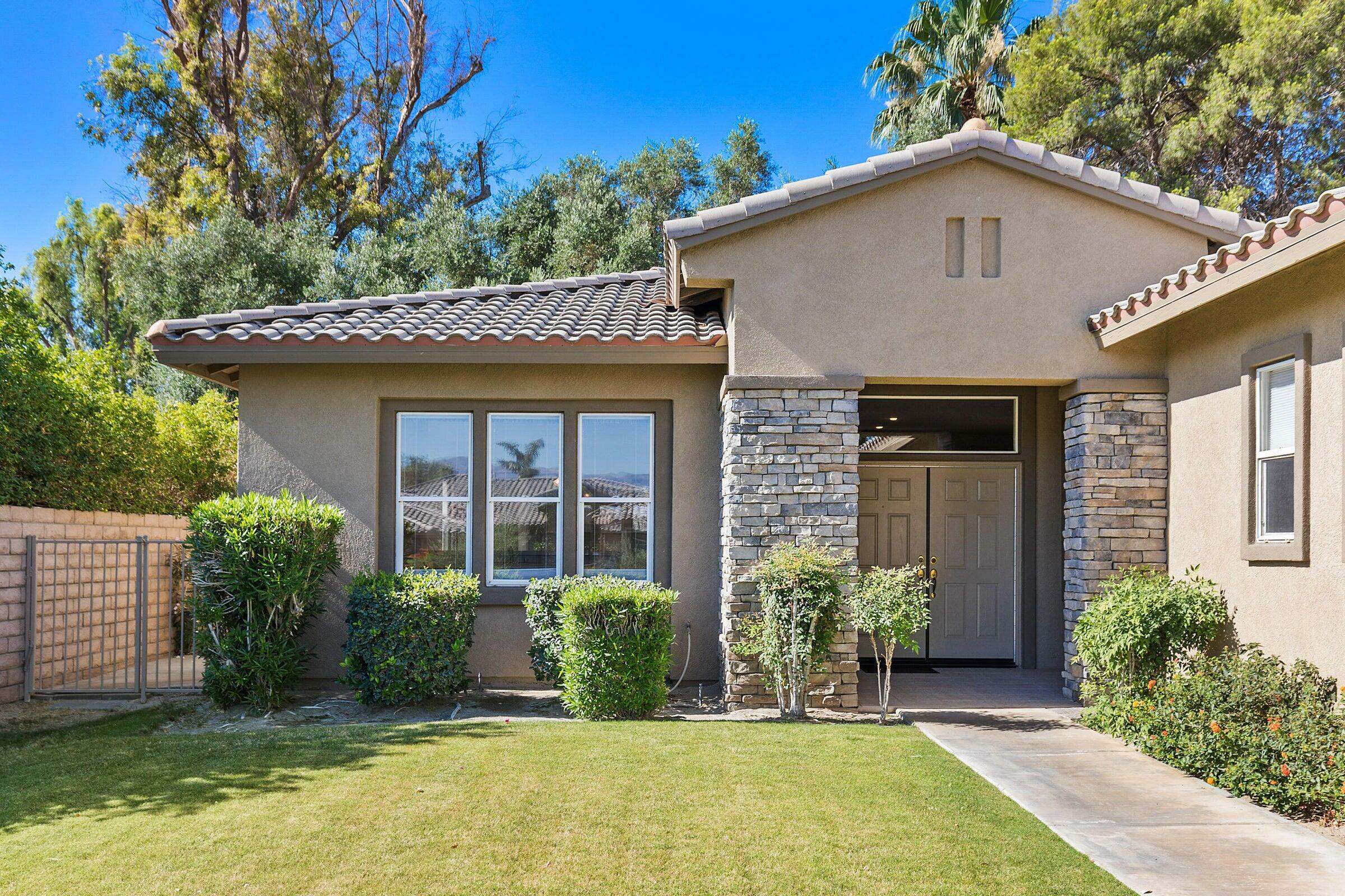 Property Photo:  77619 Ashberry Court  CA 92211 