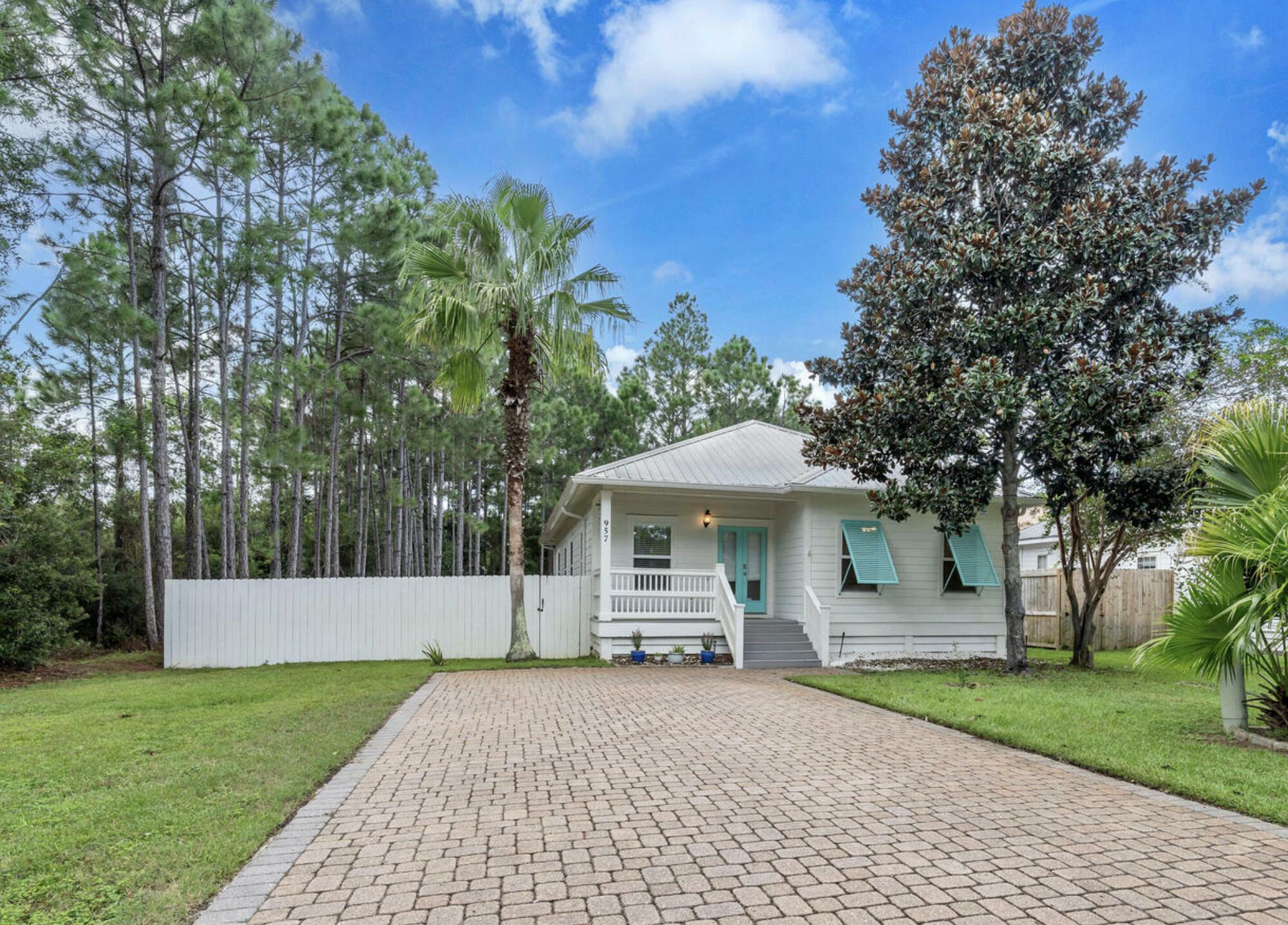 Property Photo:  957 Goldsby Road  FL 32459 