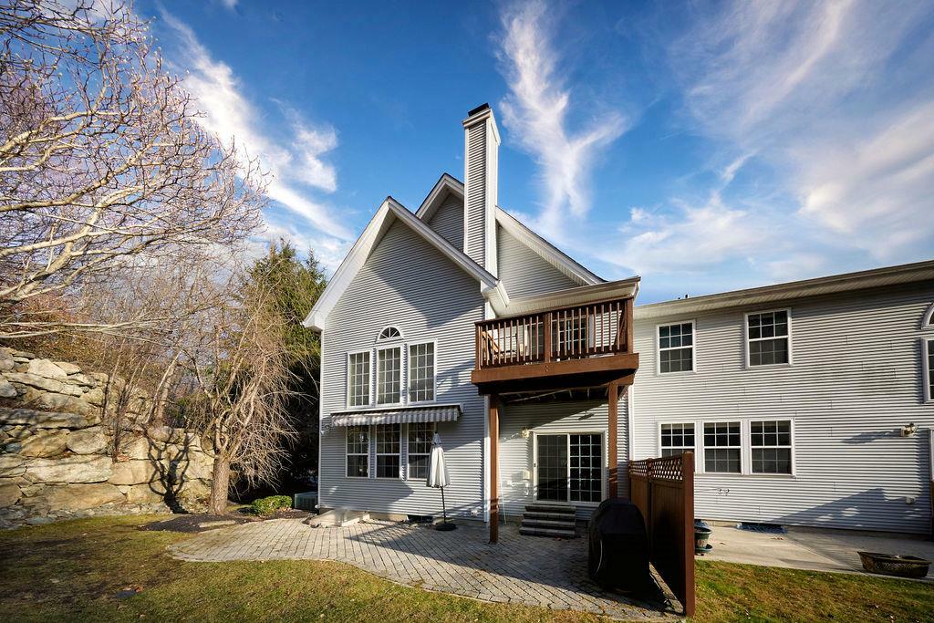 Property Photo:  283 Woodlands Drive  NY 10987 