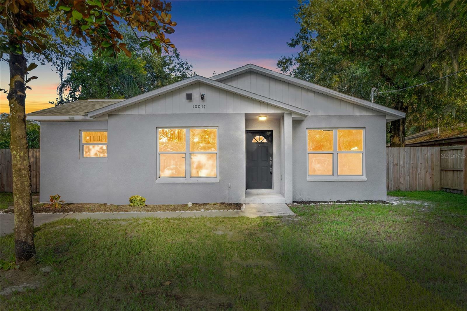 Property Photo:  10017 N 11th Street  FL 33612 