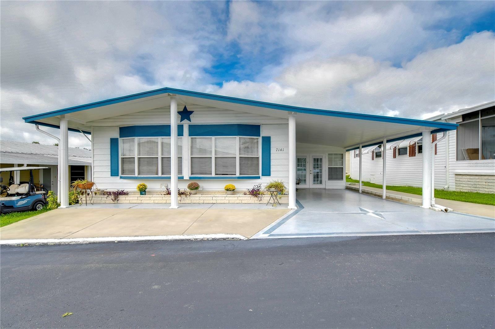 Property Photo: 7141 El Matador Street FL 33541