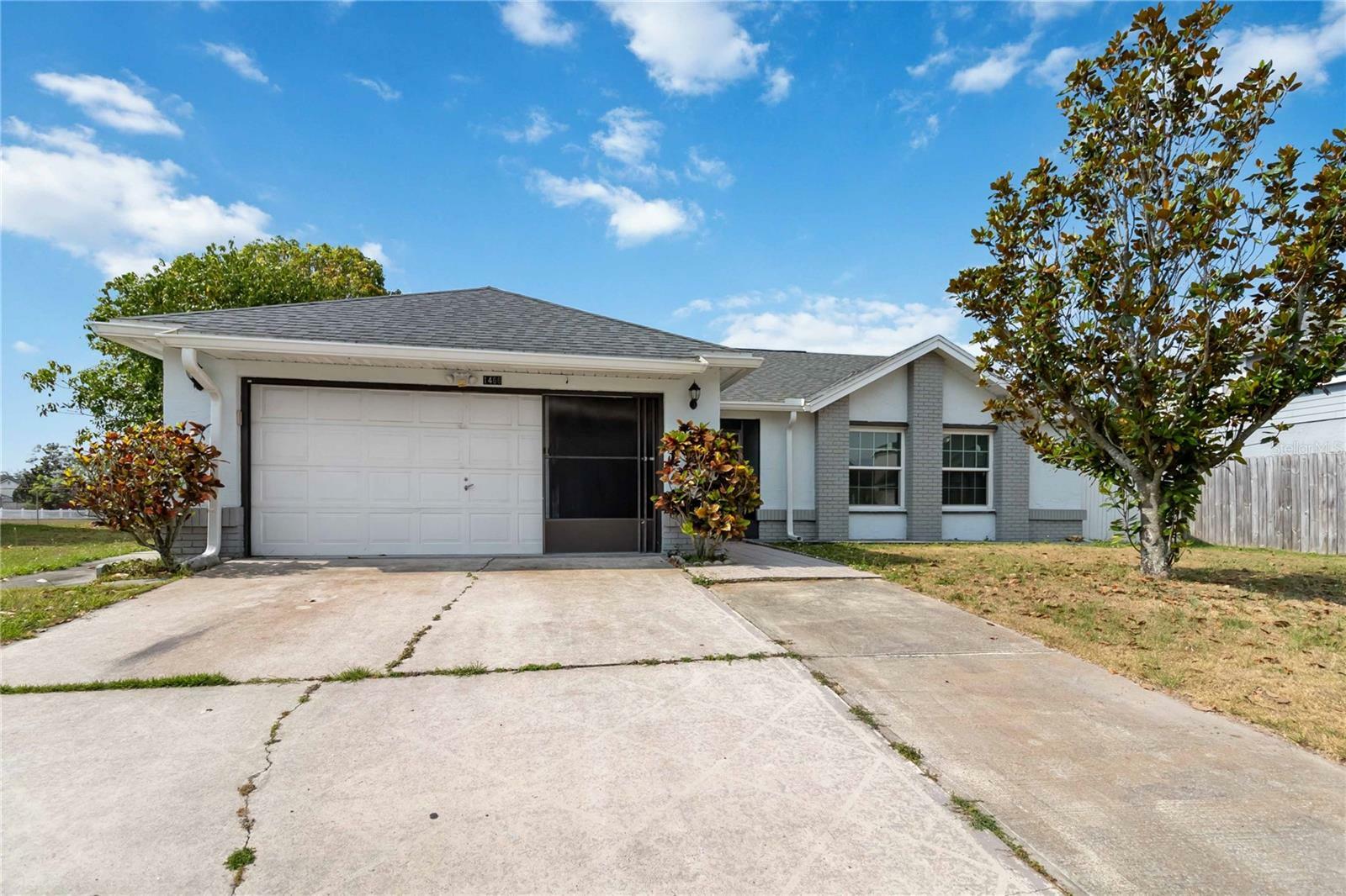 Property Photo:  1466 Vicks Drive  FL 34744 