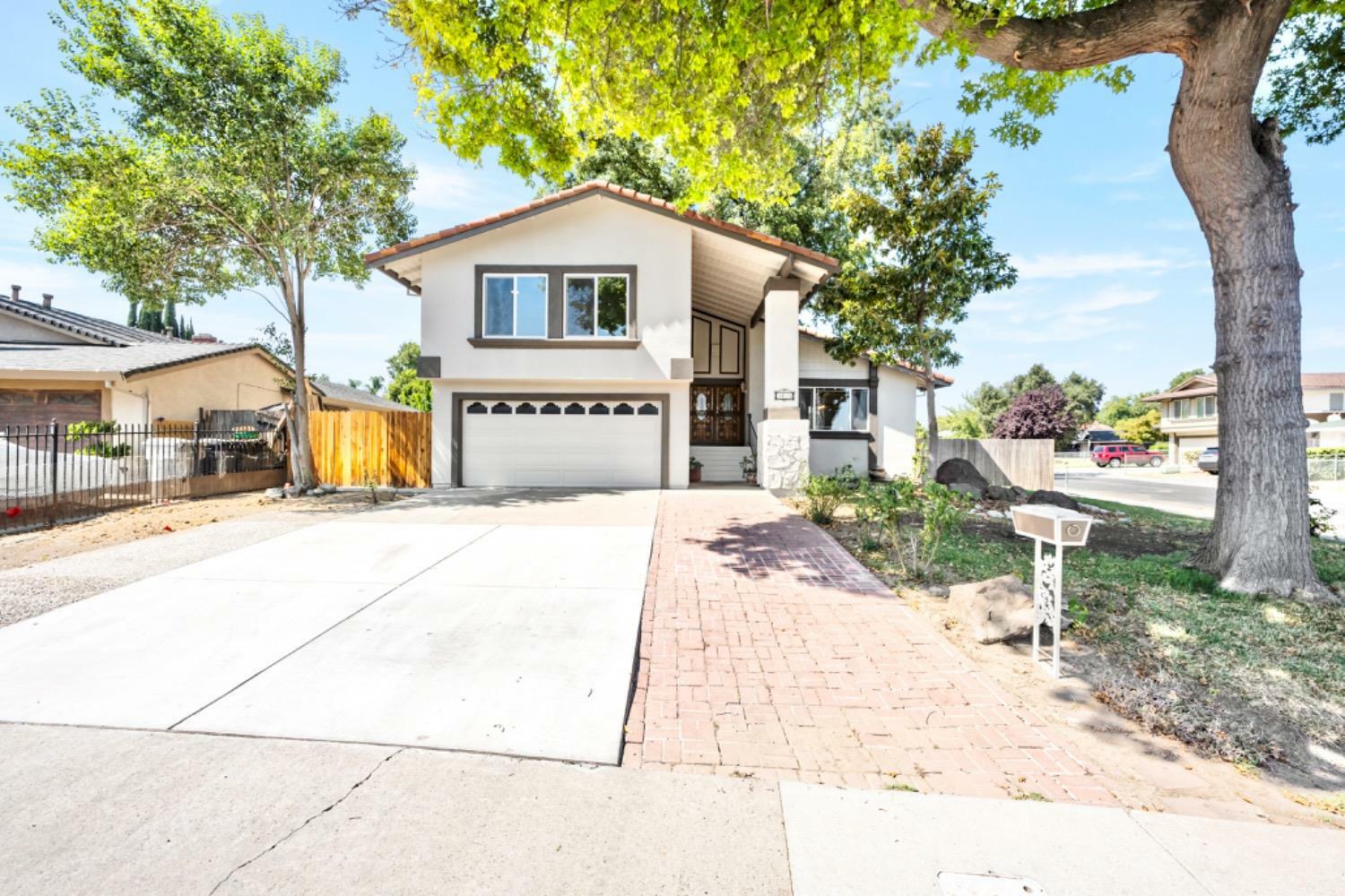 Property Photo:  3015 Seminole Way  CA 95833 