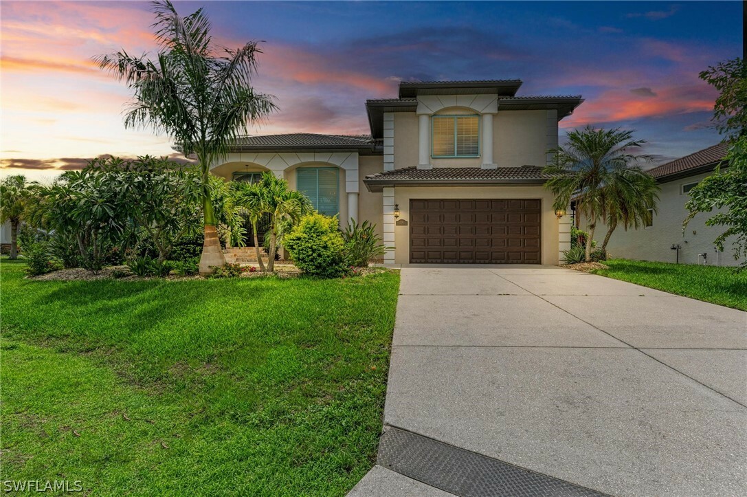 Property Photo:  1241 Macaw Court  FL 33950 