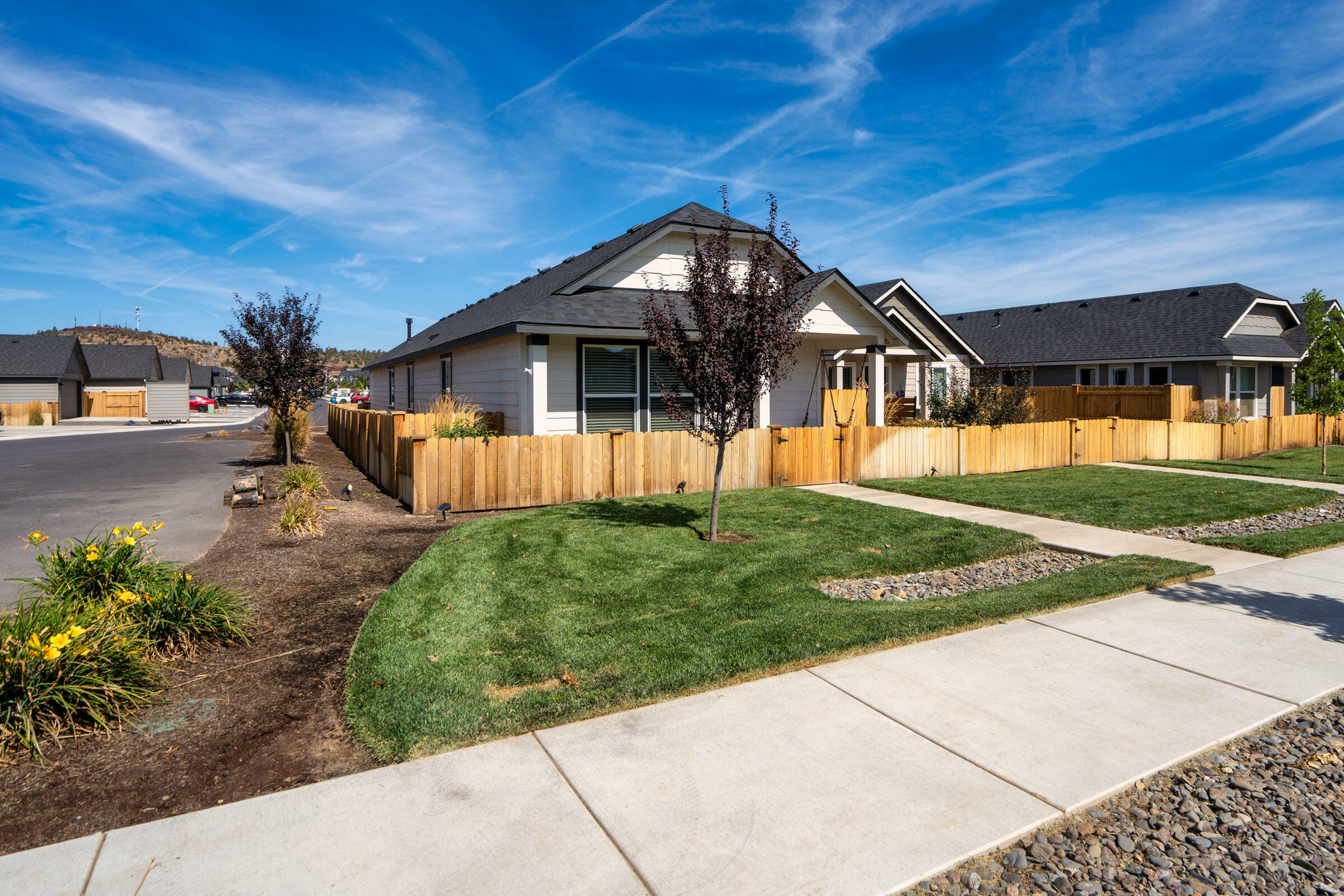 Property Photo:  973 NW Upas Avenue  OR 97756 