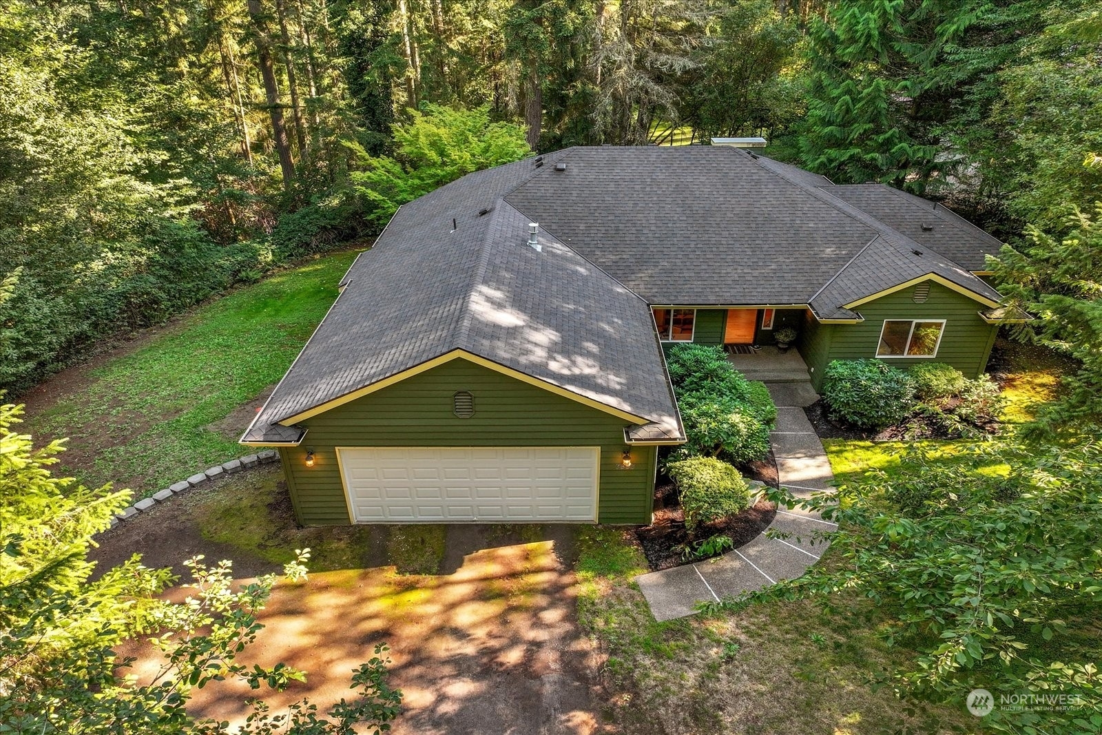 Property Photo:  7993 NE Walden Lane  WA 98110 