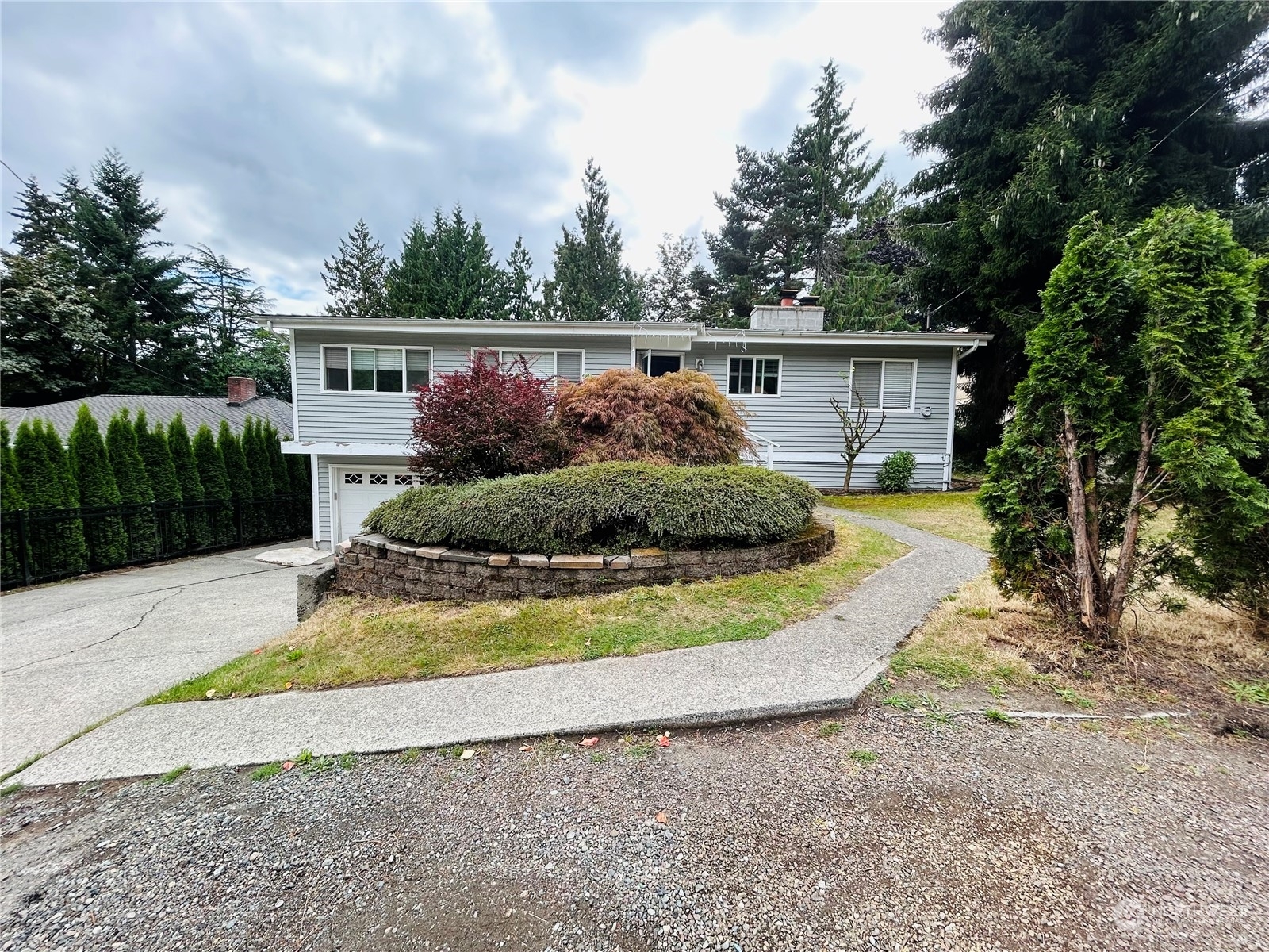 Property Photo:  10231 NE 24th Street  WA 98004 