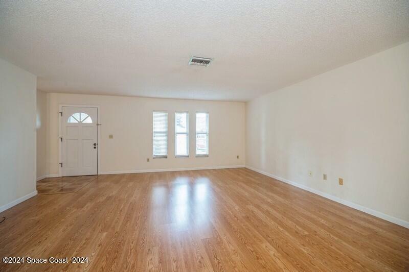 Property Photo:  3390 Willis Drive  FL 32796 