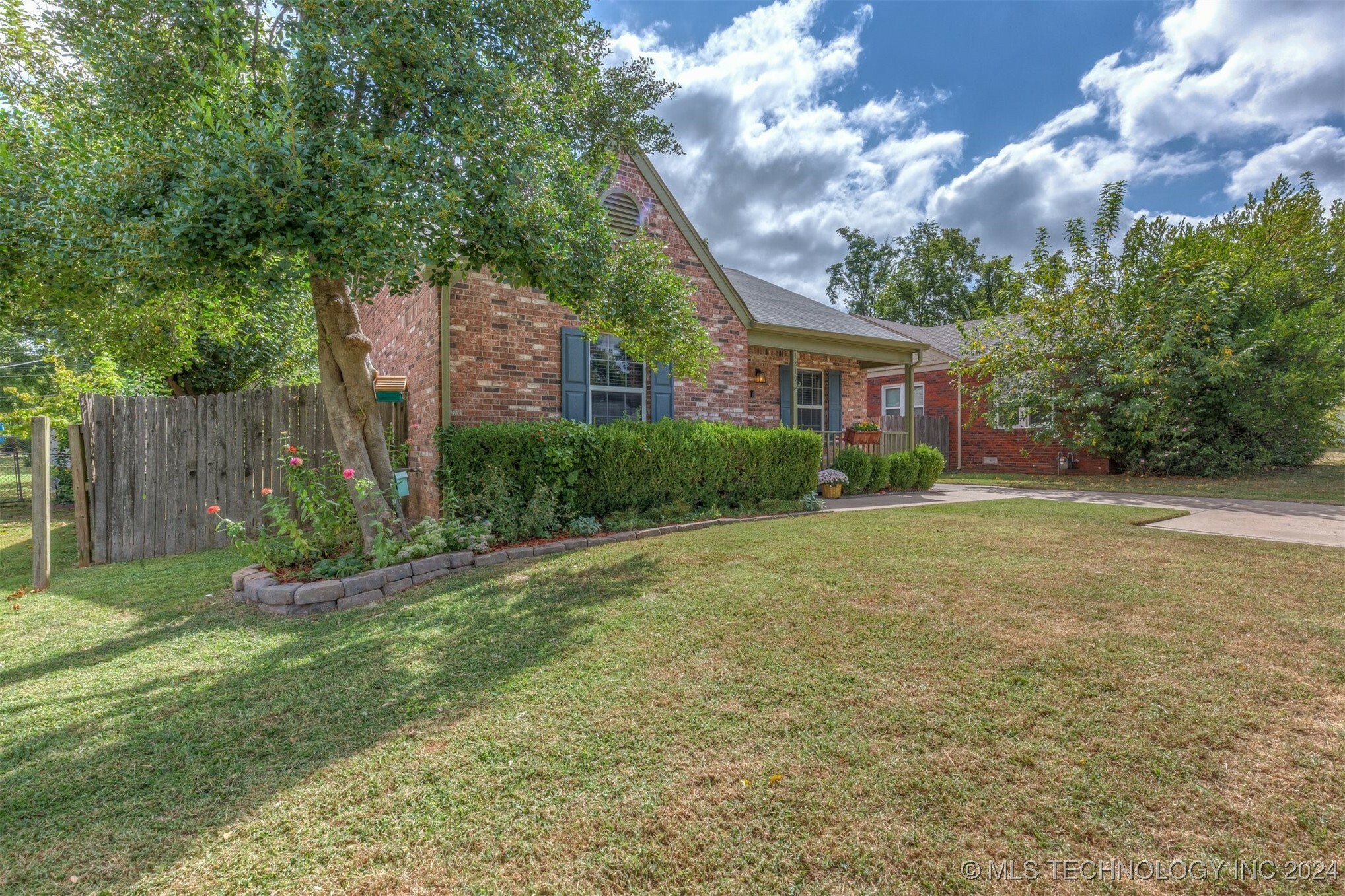 Property Photo:  1219 S Richmond Avenue  OK 74112 