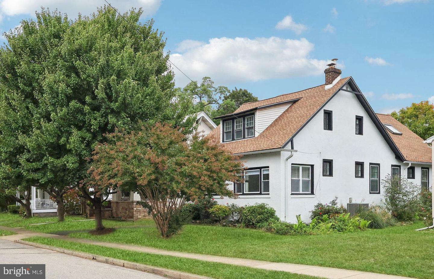 Property Photo:  111 Erdenheim Road  PA 19038 