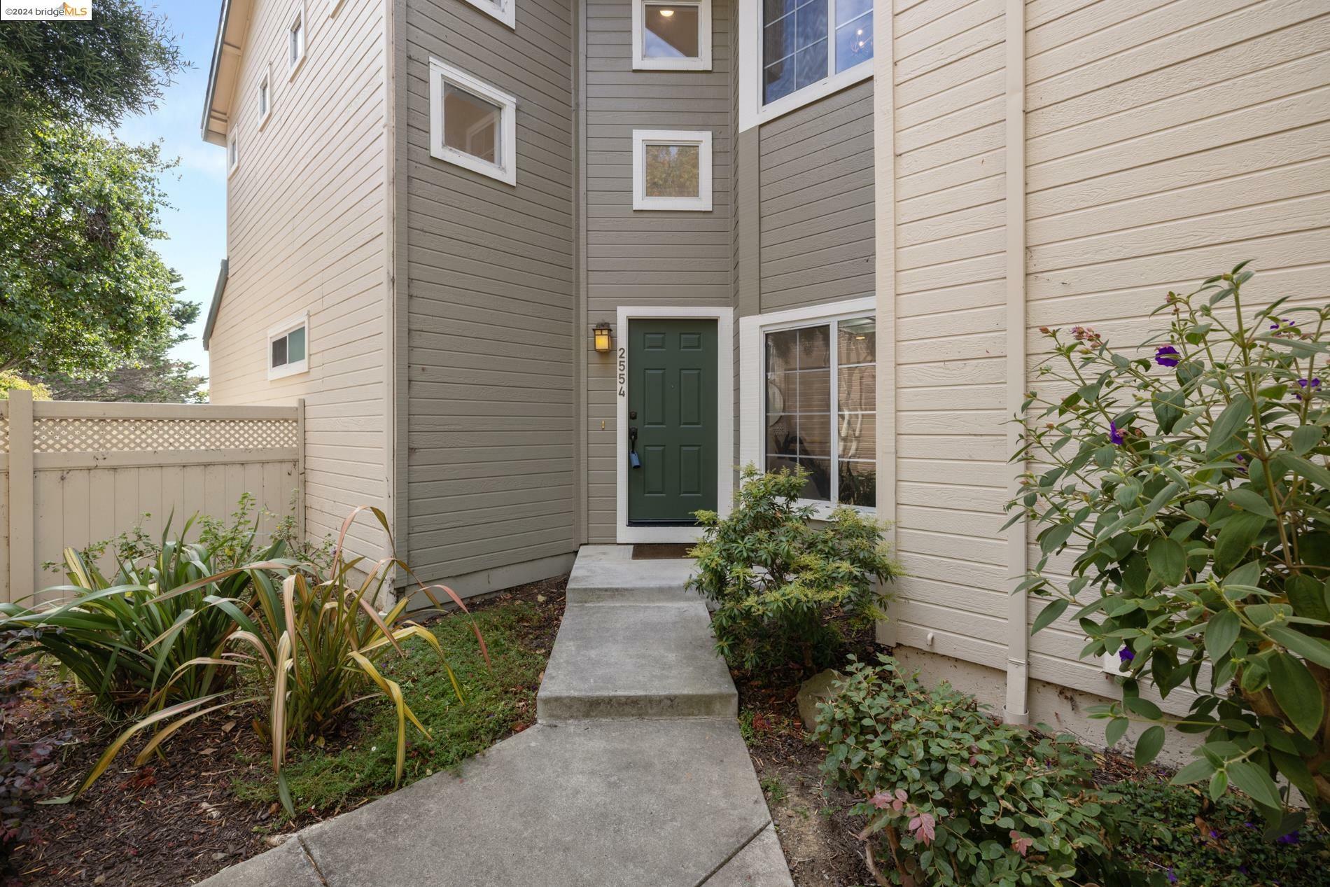 Property Photo:  2554 Beach Head Way  CA 94804 