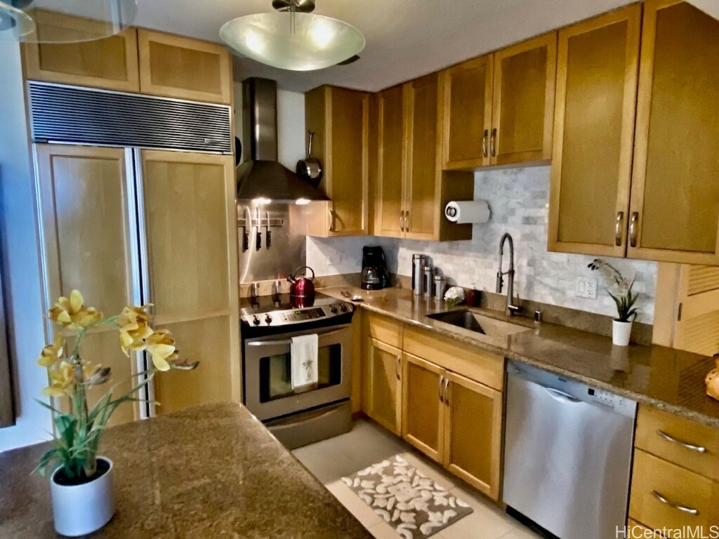 Property Photo: 1288 Kapiolani Boulevard 1207W HI 96814