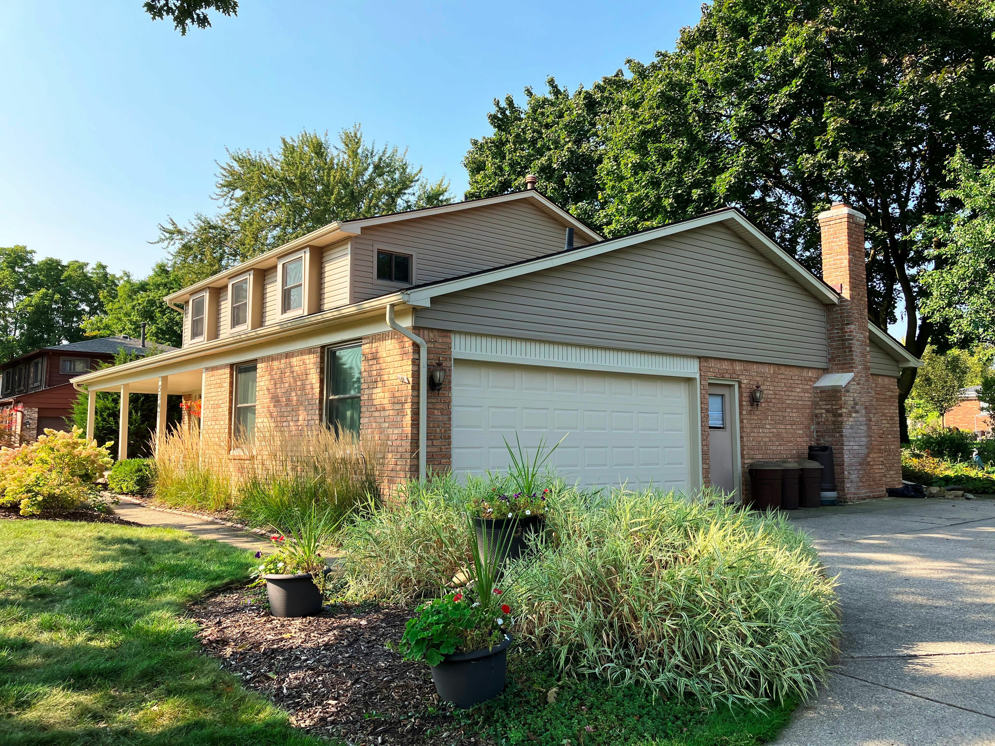 Property Photo:  5347 Hertford Drive  MI 48085 3232 