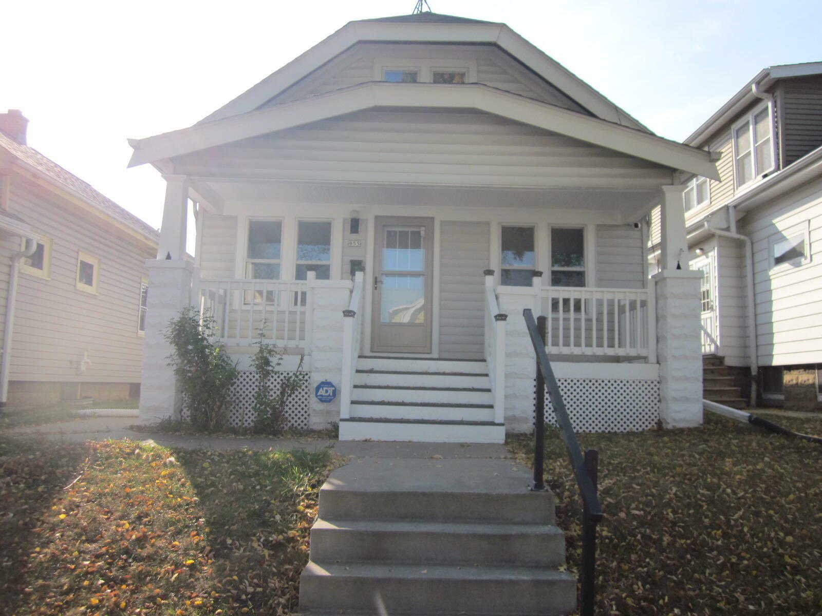 Property Photo:  955 S 61st St  WI 53214 