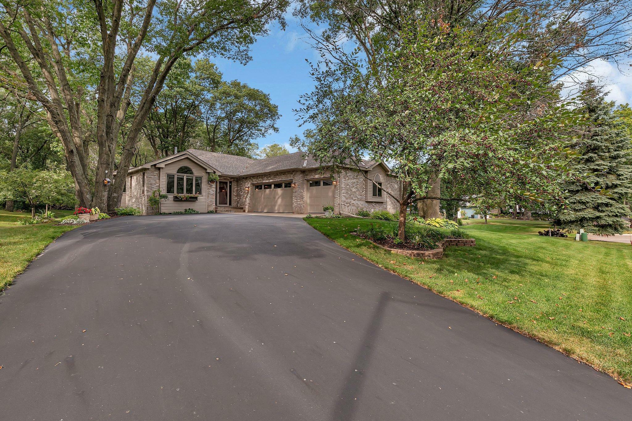 Property Photo:  515 4th Avenue NE  MN 56377 