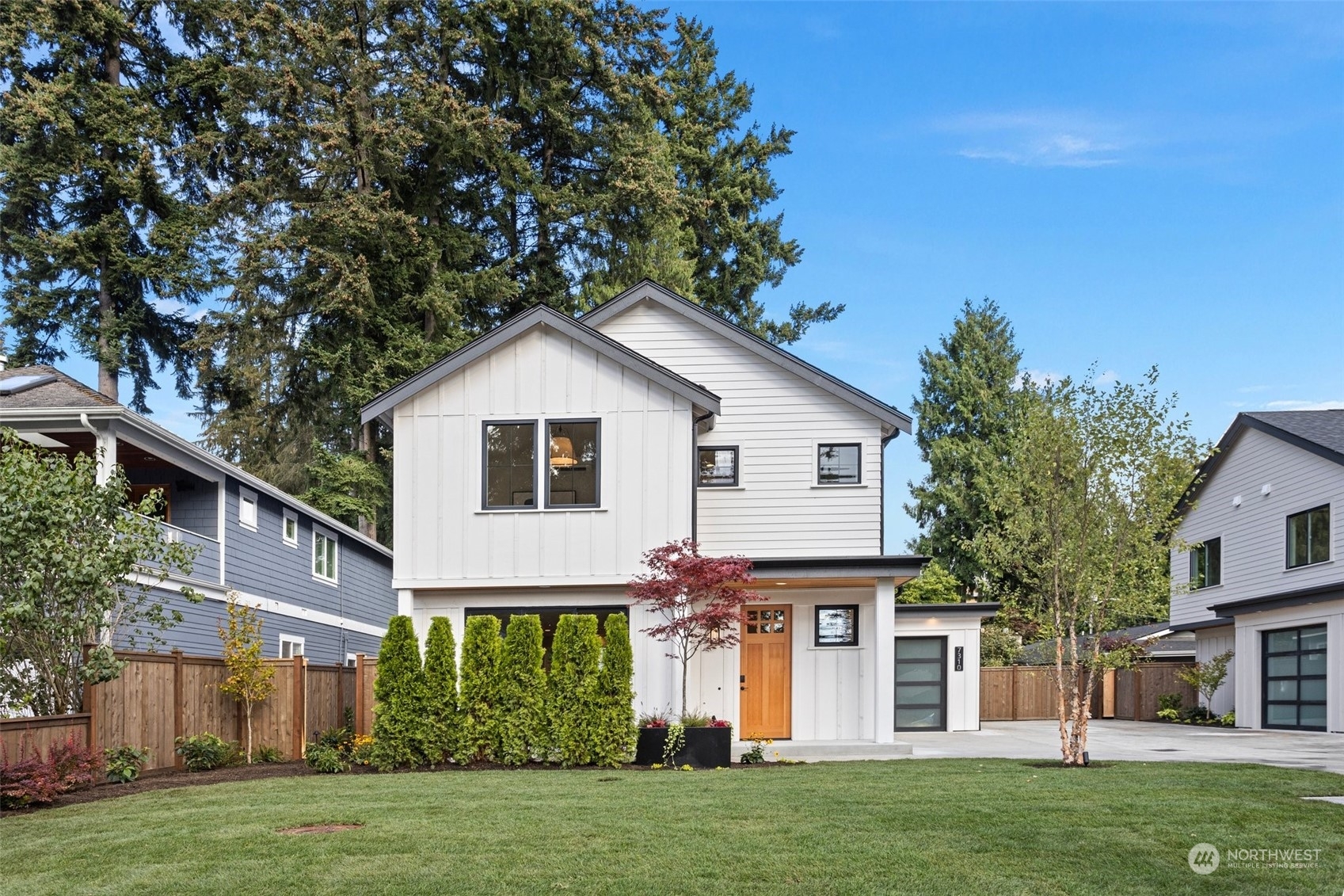 Property Photo:  7310 128th Avenue NE  WA 98033 