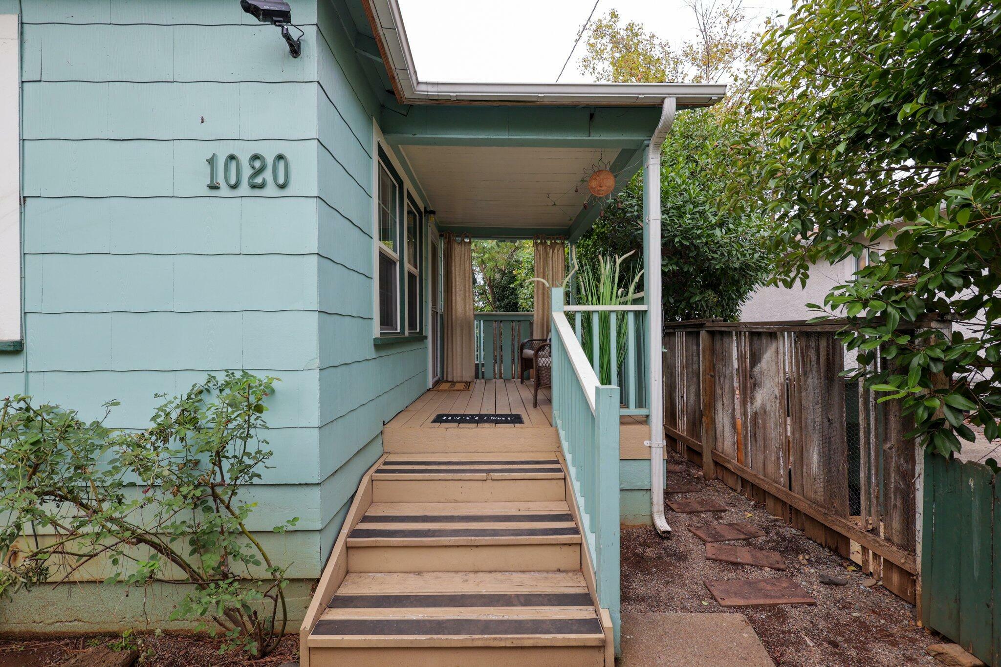 Property Photo:  1020 East Street  CA 96001 