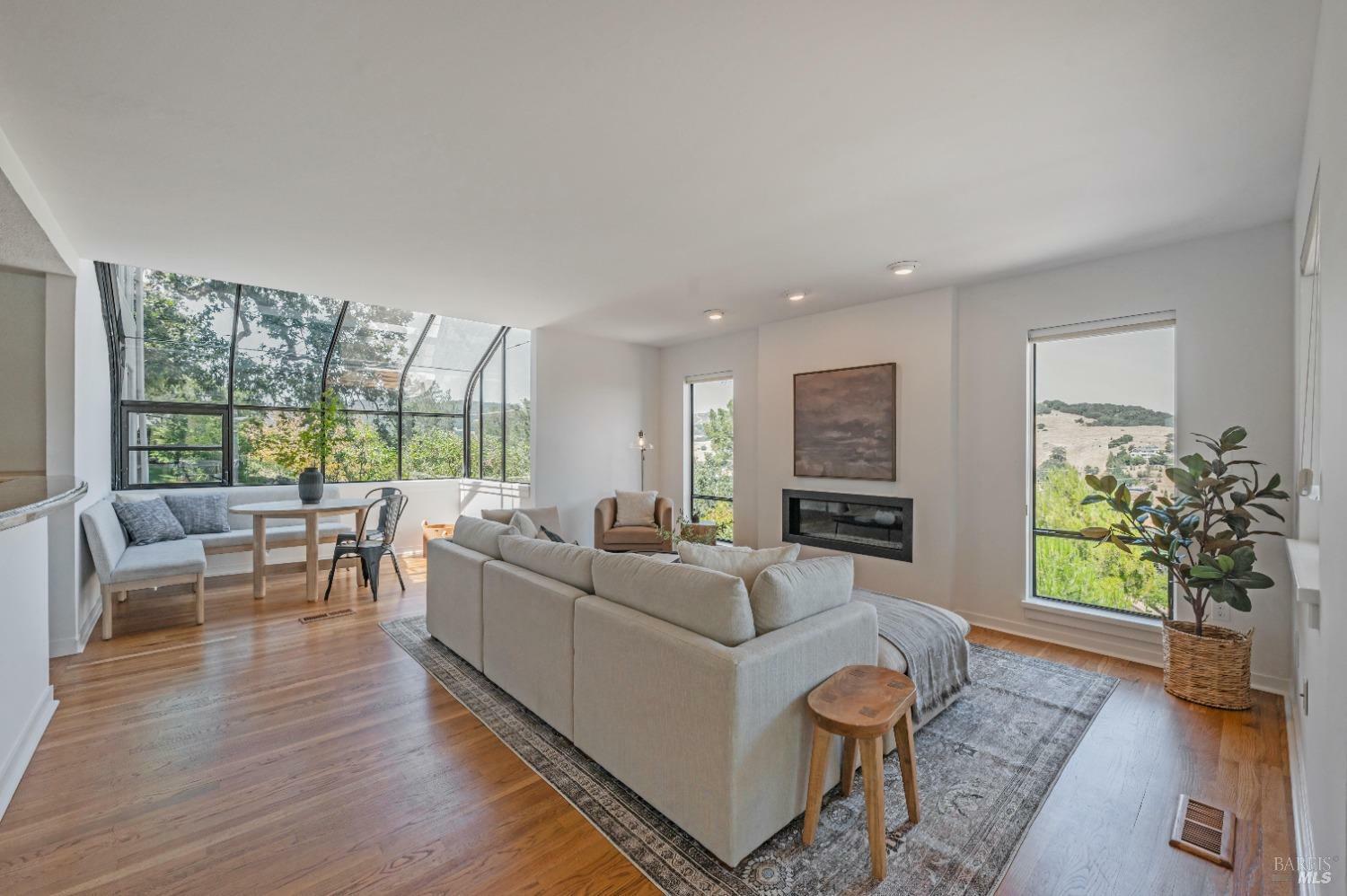 Property Photo:  200 Stuyvesant Drive  CA 94960 