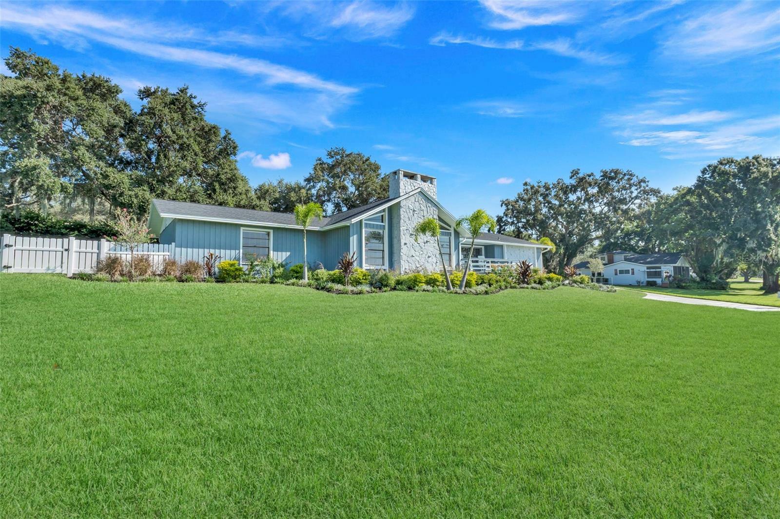 Property Photo: 11329 Lake Minneola Shores FL 34715