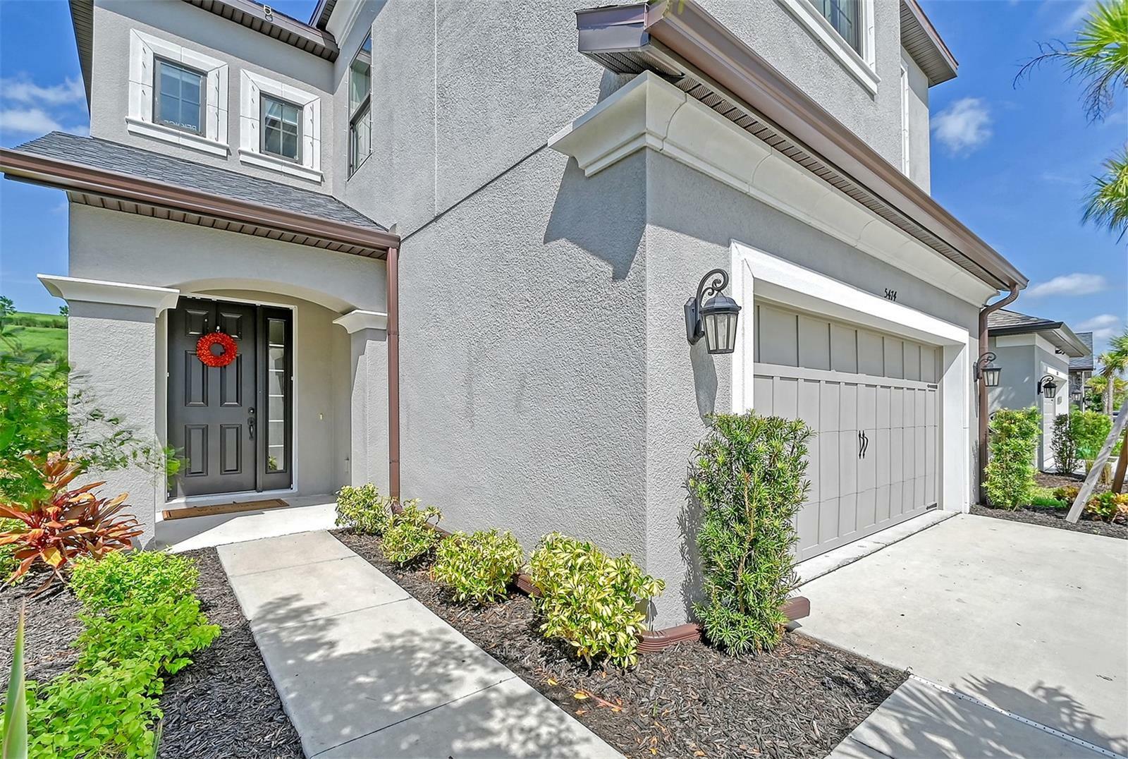 Property Photo:  5474 Summit Glen  FL 34203 