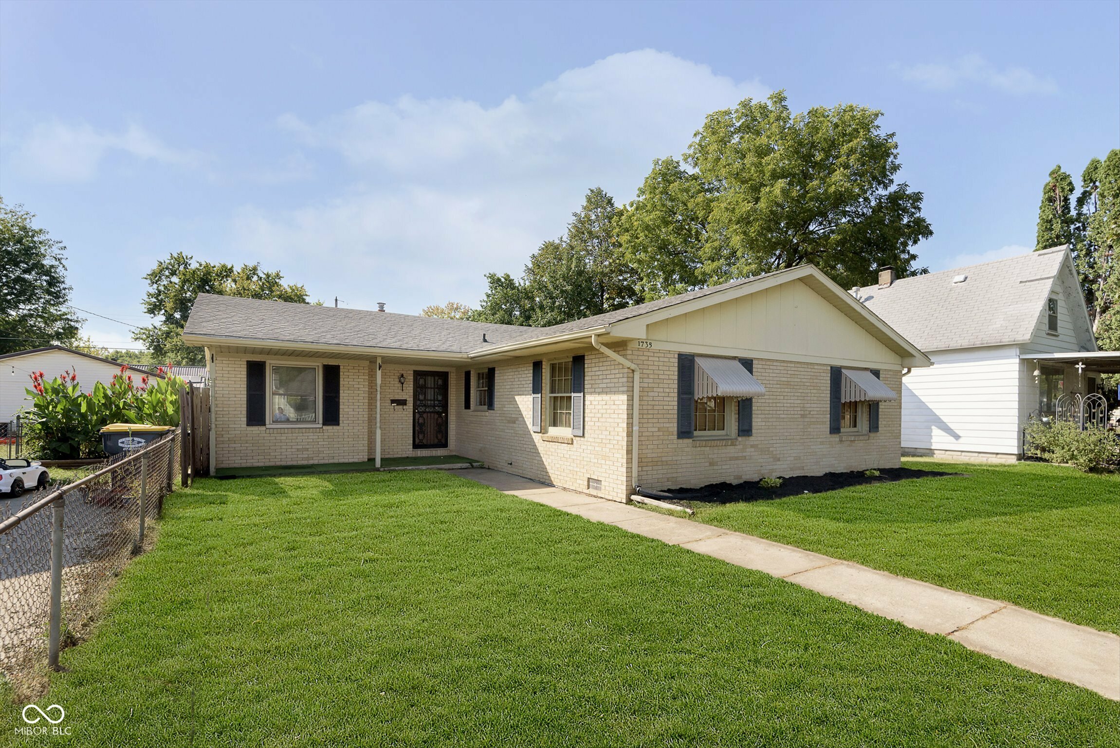 Property Photo:  1735 Poplar Street  IN 46012 