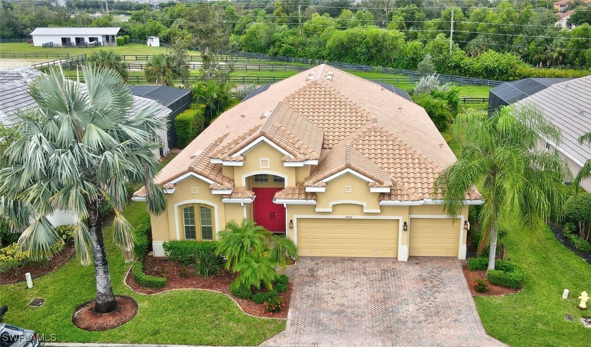 16012 Thorn Wood Drive  Fort Myers FL 33908 photo