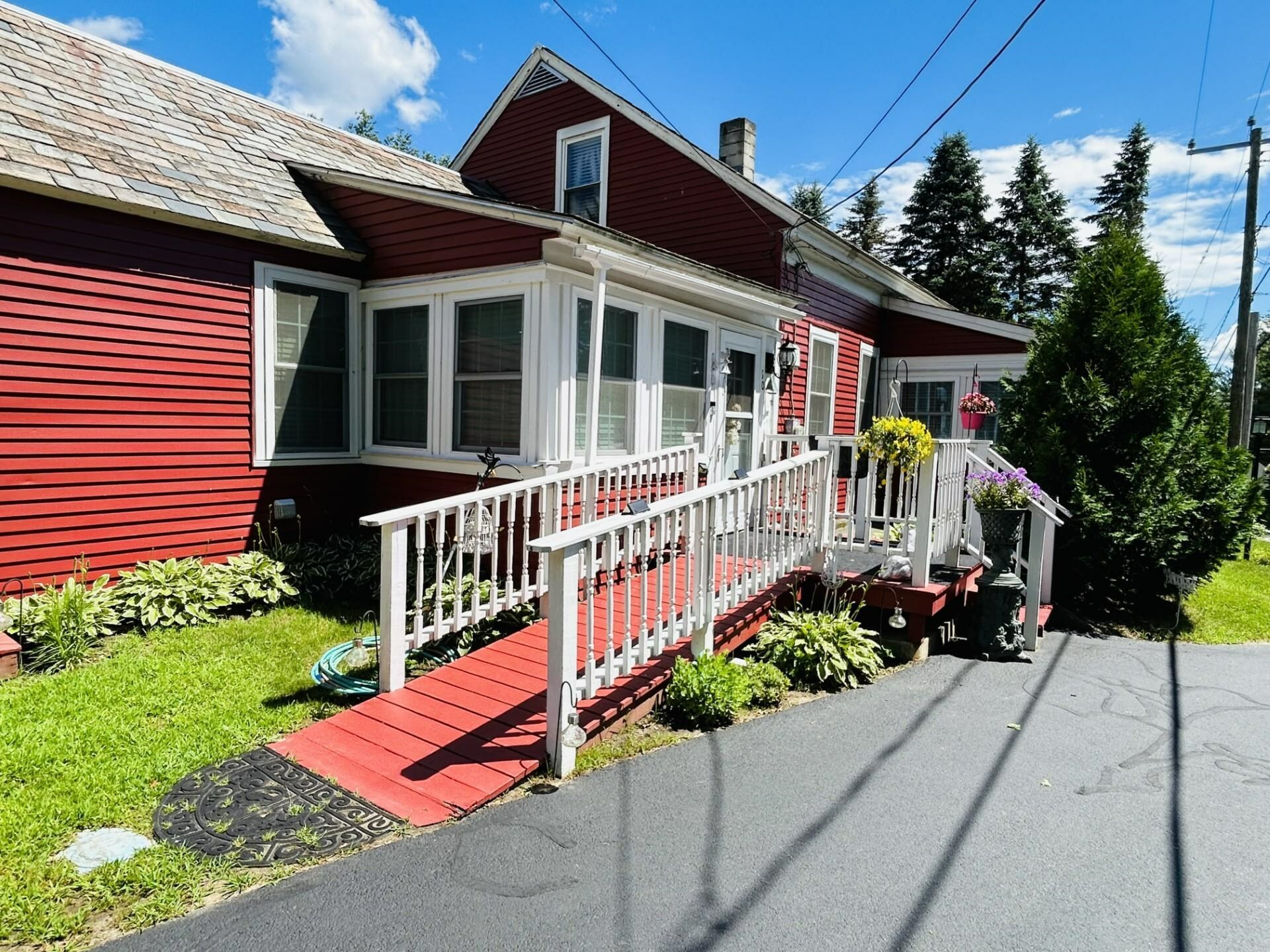 Property Photo:  80 Meetinghouse Road  NH 03451 