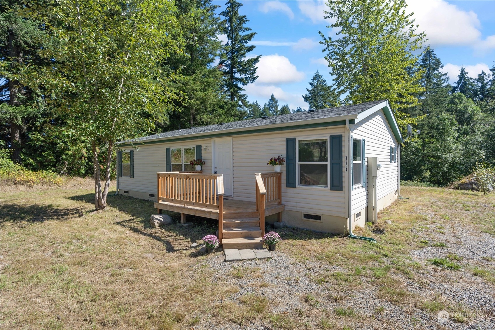 Property Photo:  30703 S 6th Ave Ct S  WA 98580 