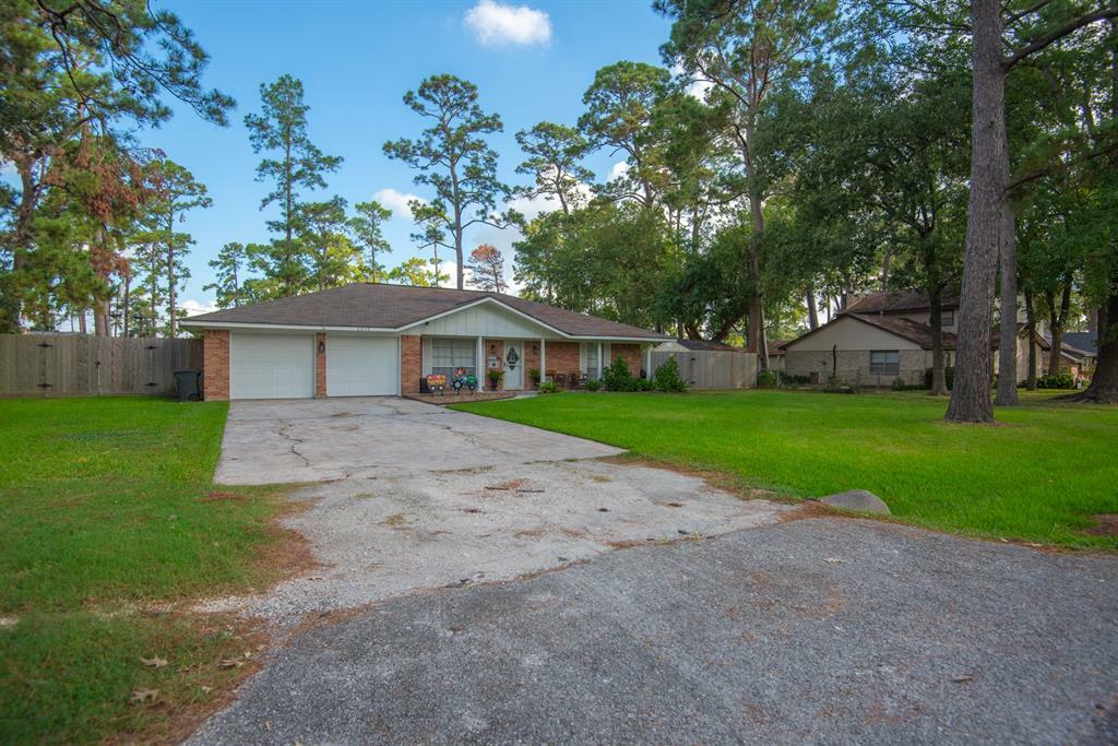 Property Photo:  2615 Whispering Pines Street  TX 77521 