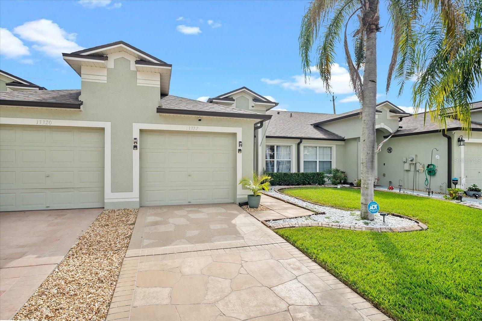 Property Photo:  13322 Ashbark Court  FL 33579 