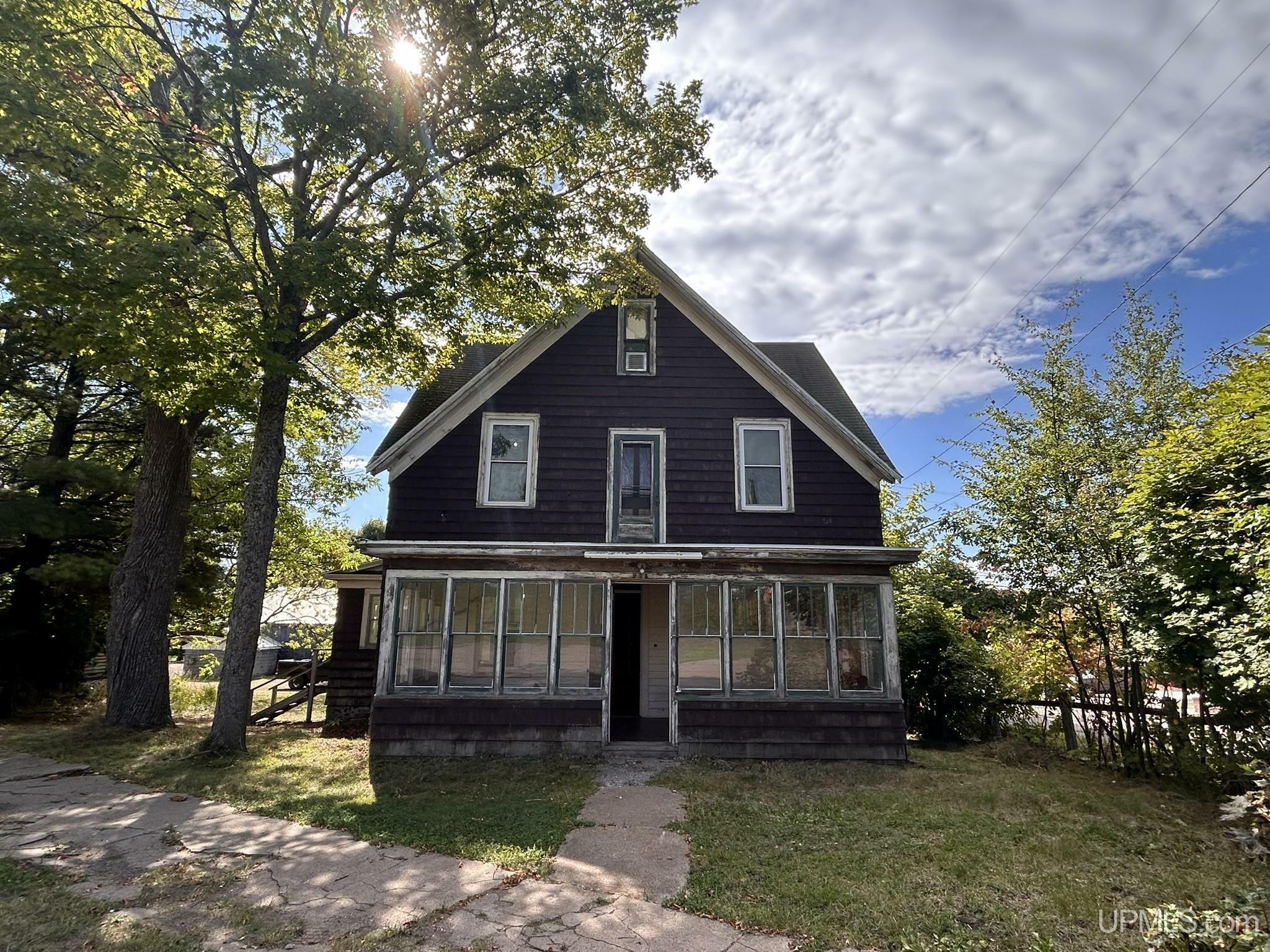 Property Photo:  948 Ohio Street  MI 49930 