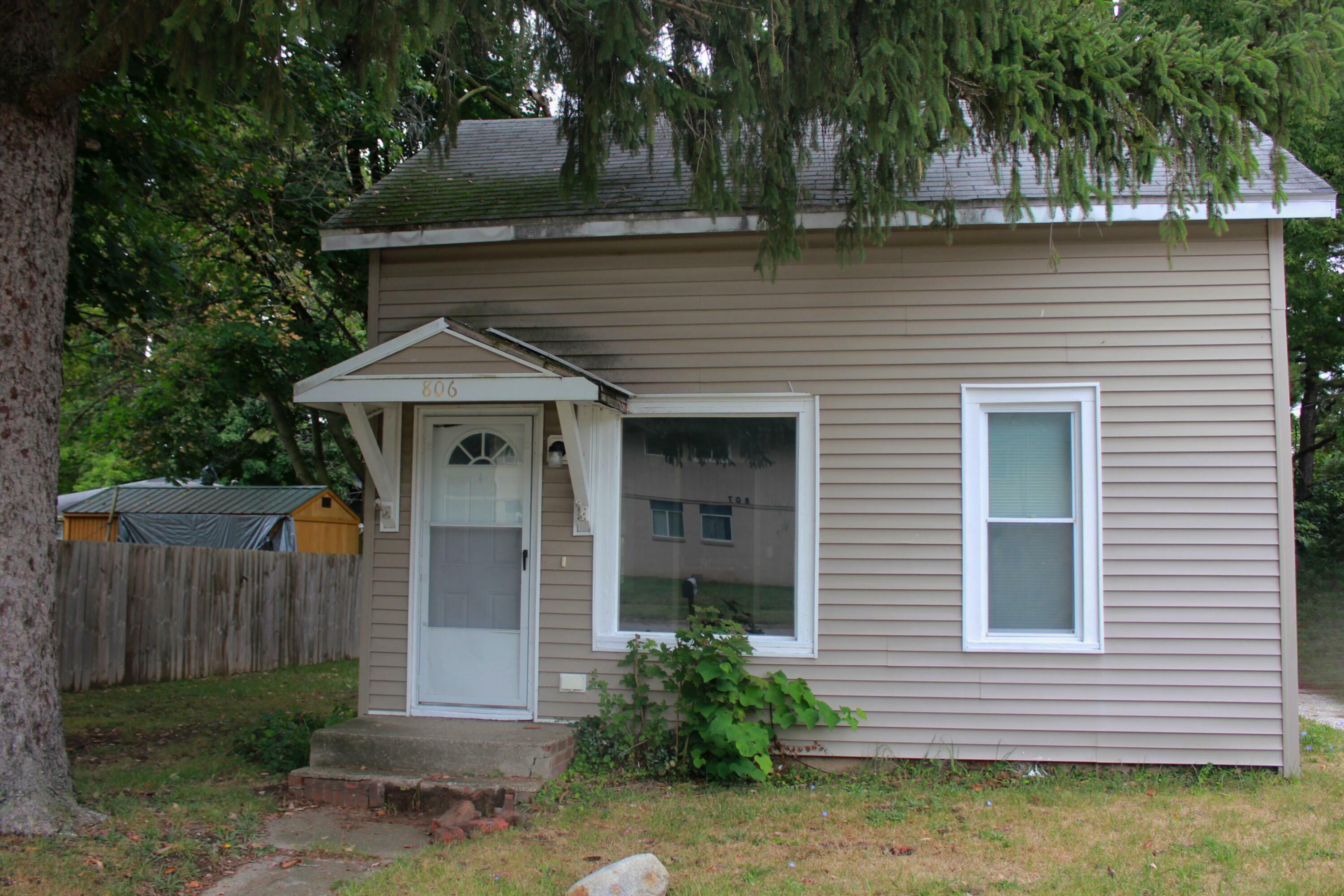 Property Photo:  806 N Red Bud Trail  MI 49107 